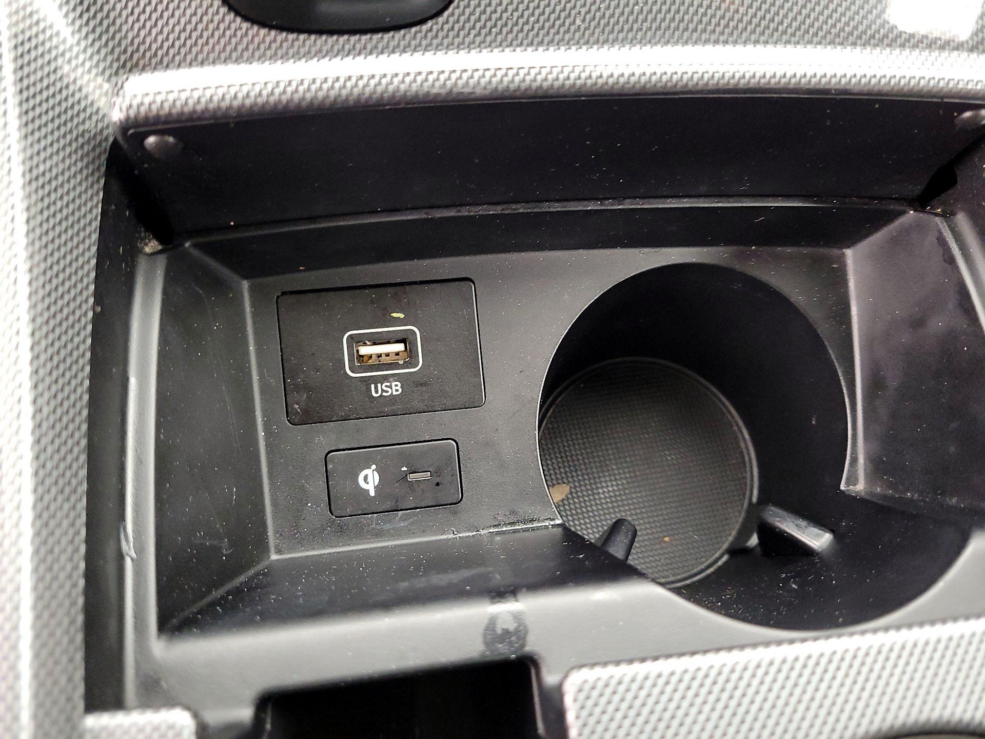 Thumbnail: 2022 Hyundai Santa Fe - 19