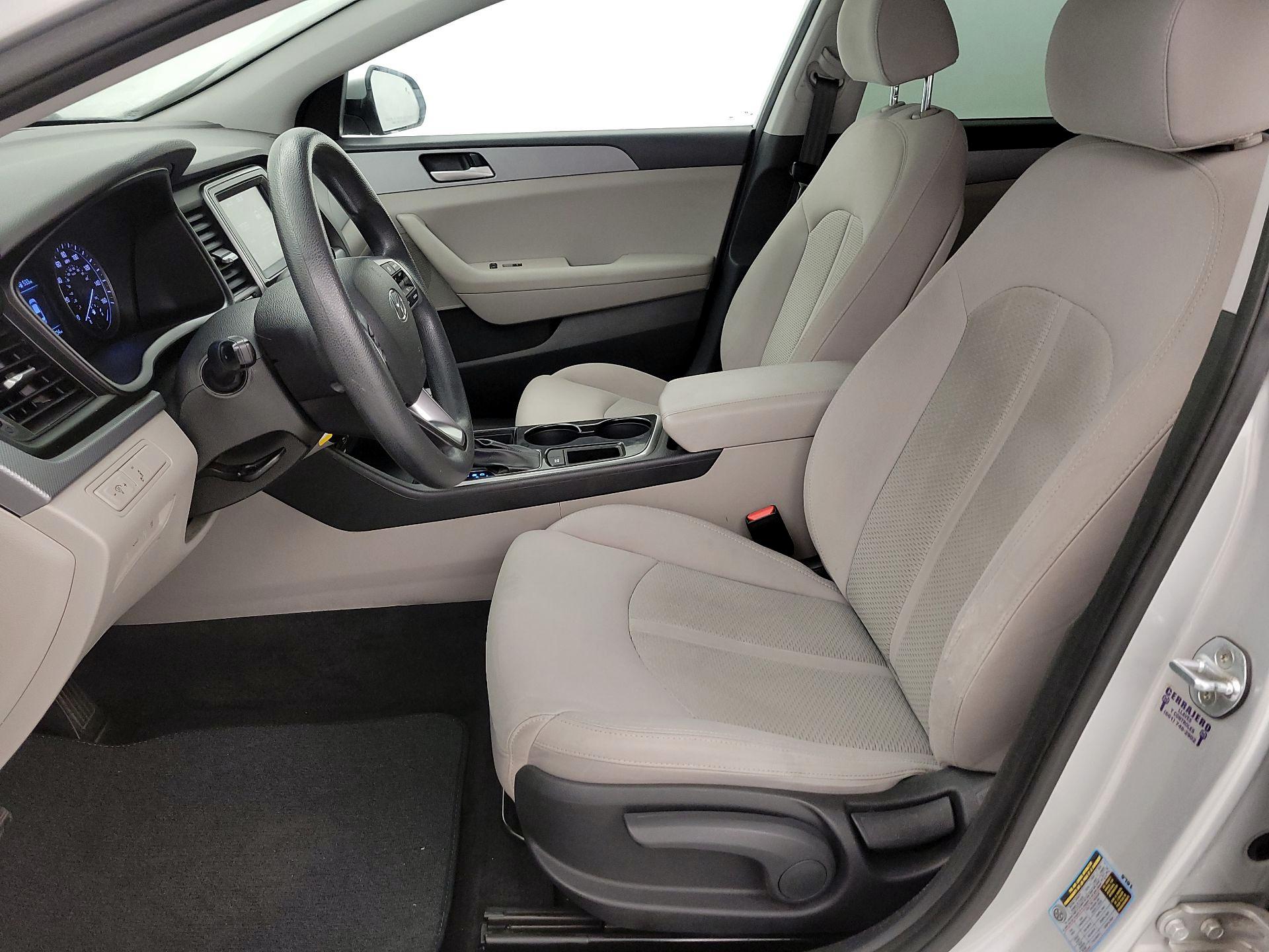 Thumbnail: 2018 Hyundai Sonata - 11