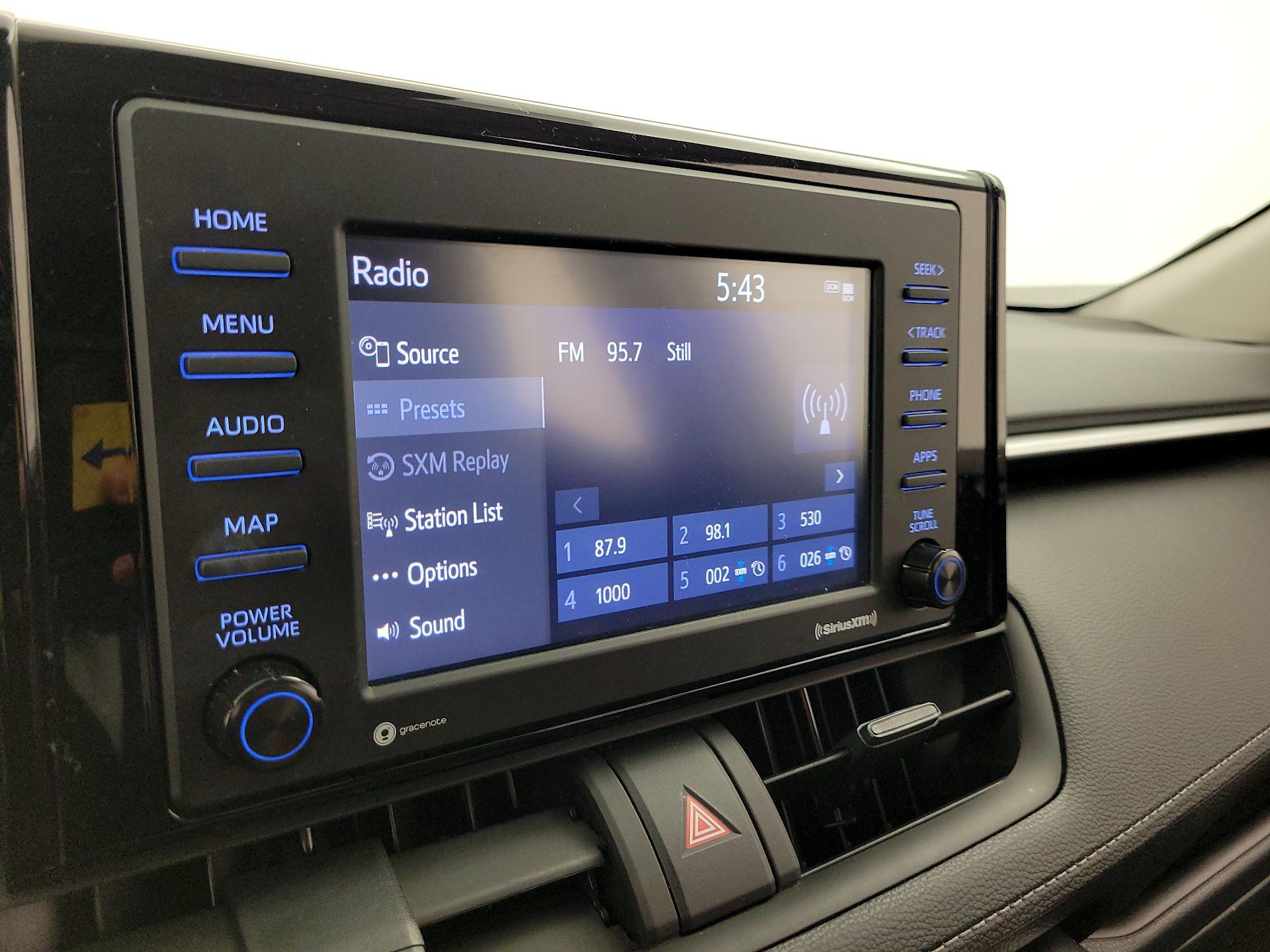 Thumbnail: 2022 Toyota RAV4 - 15