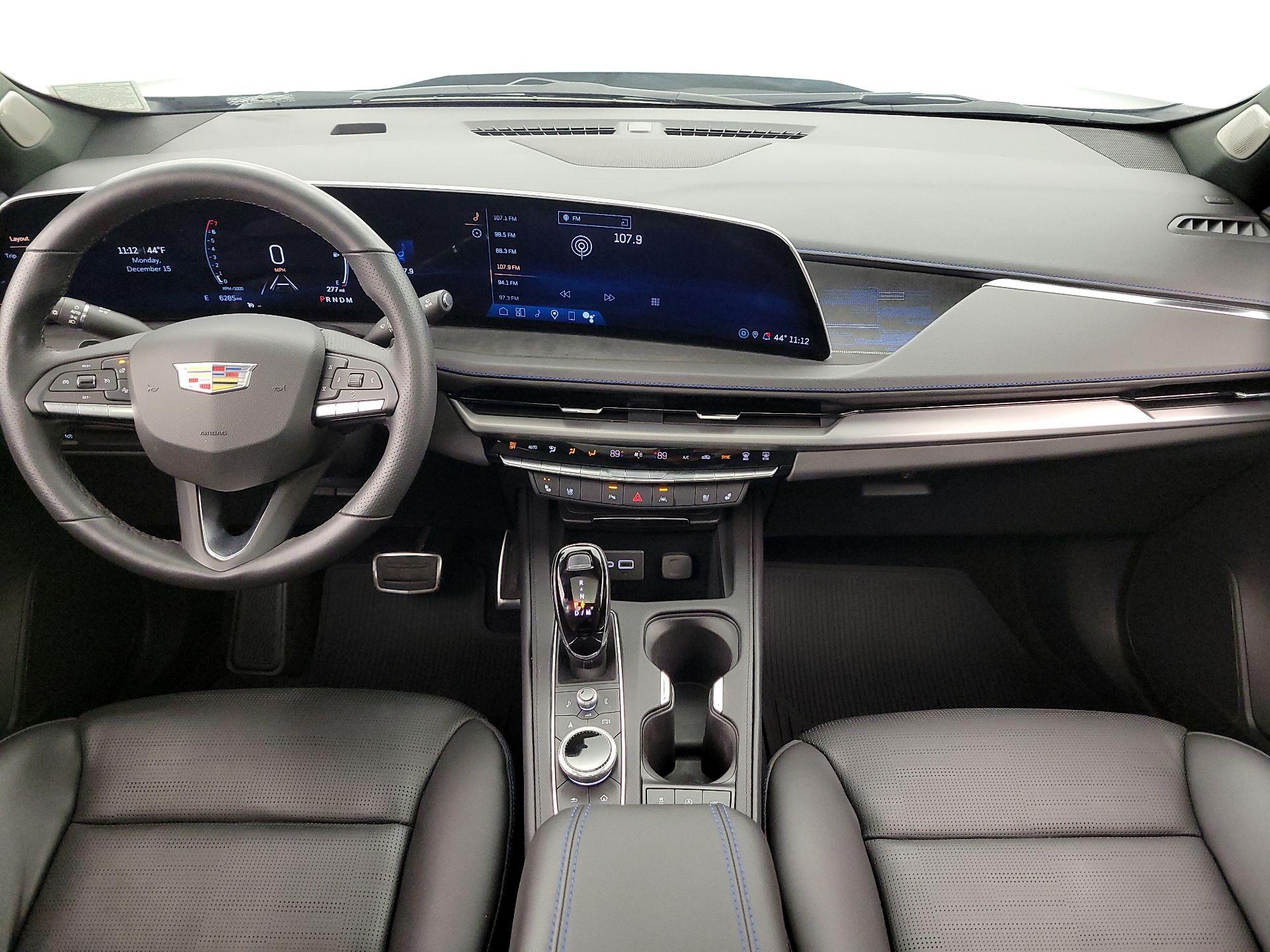 Thumbnail: 2024 Cadillac XT4 - 9