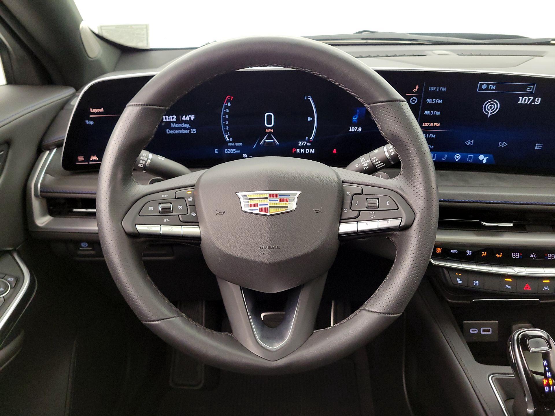 Thumbnail: 2024 Cadillac XT4 - 10