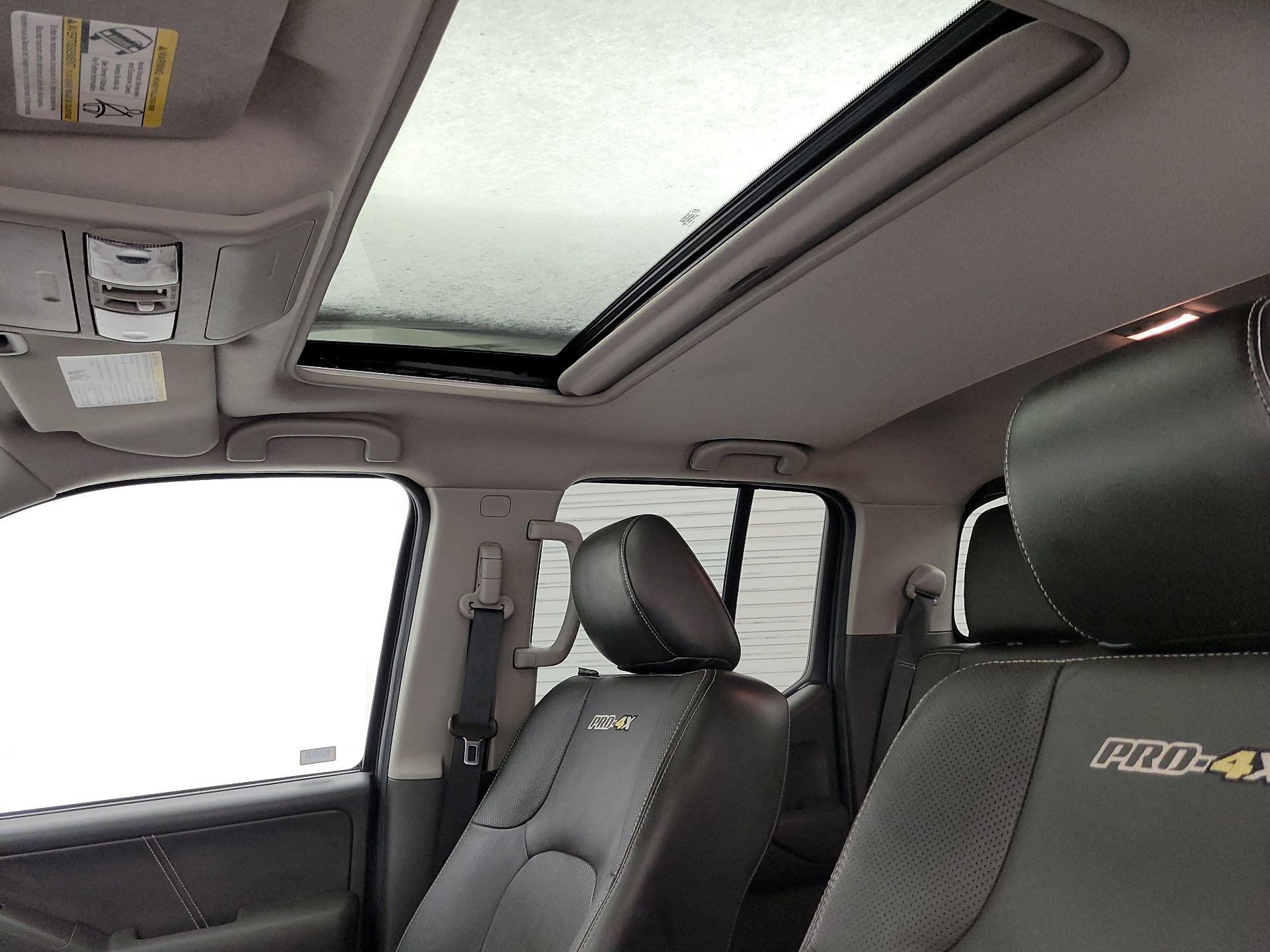 Thumbnail: 2020 Nissan Frontier - 20