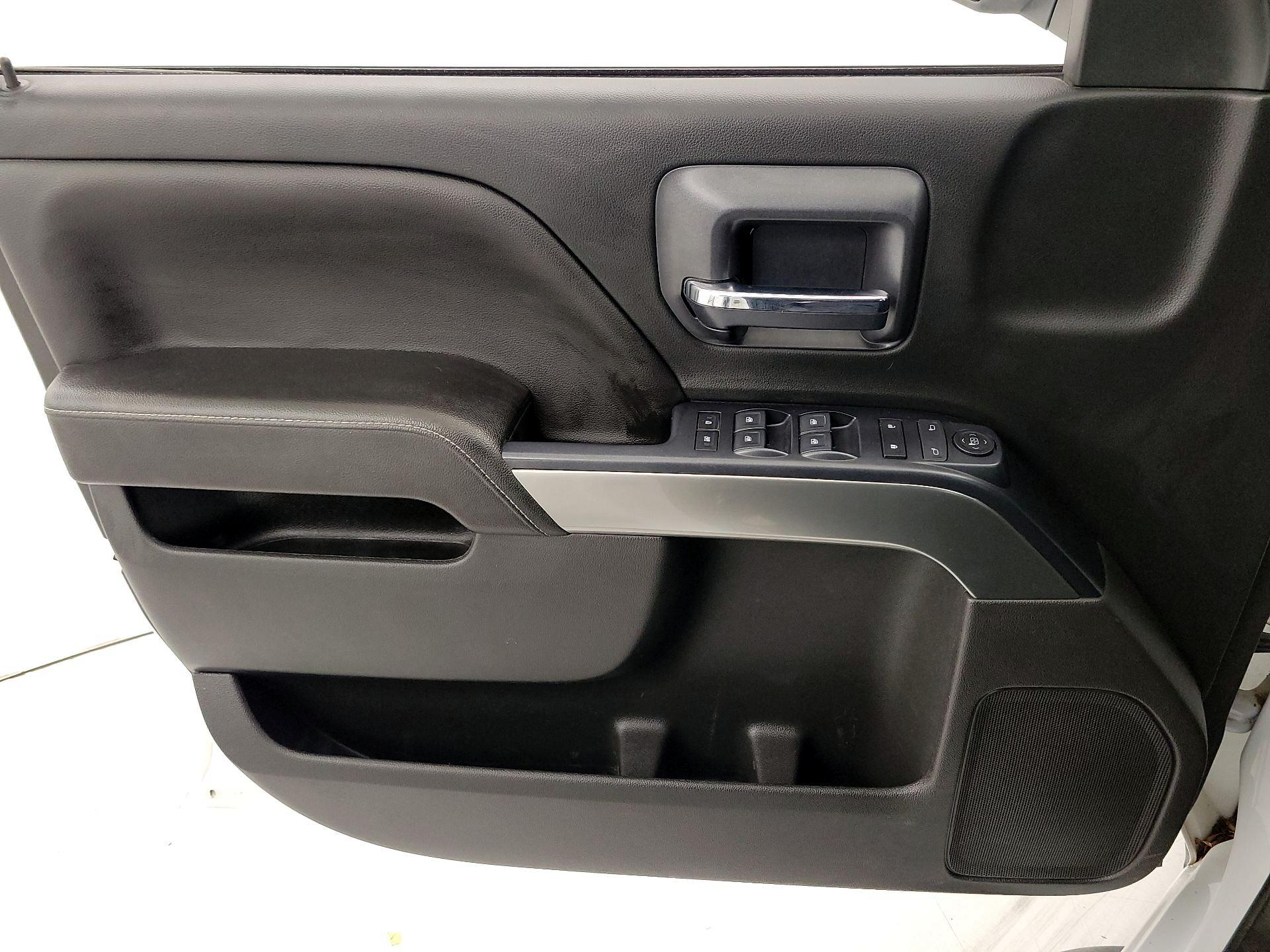 Thumbnail: 2018 Chevrolet Silverado 1500 - 12