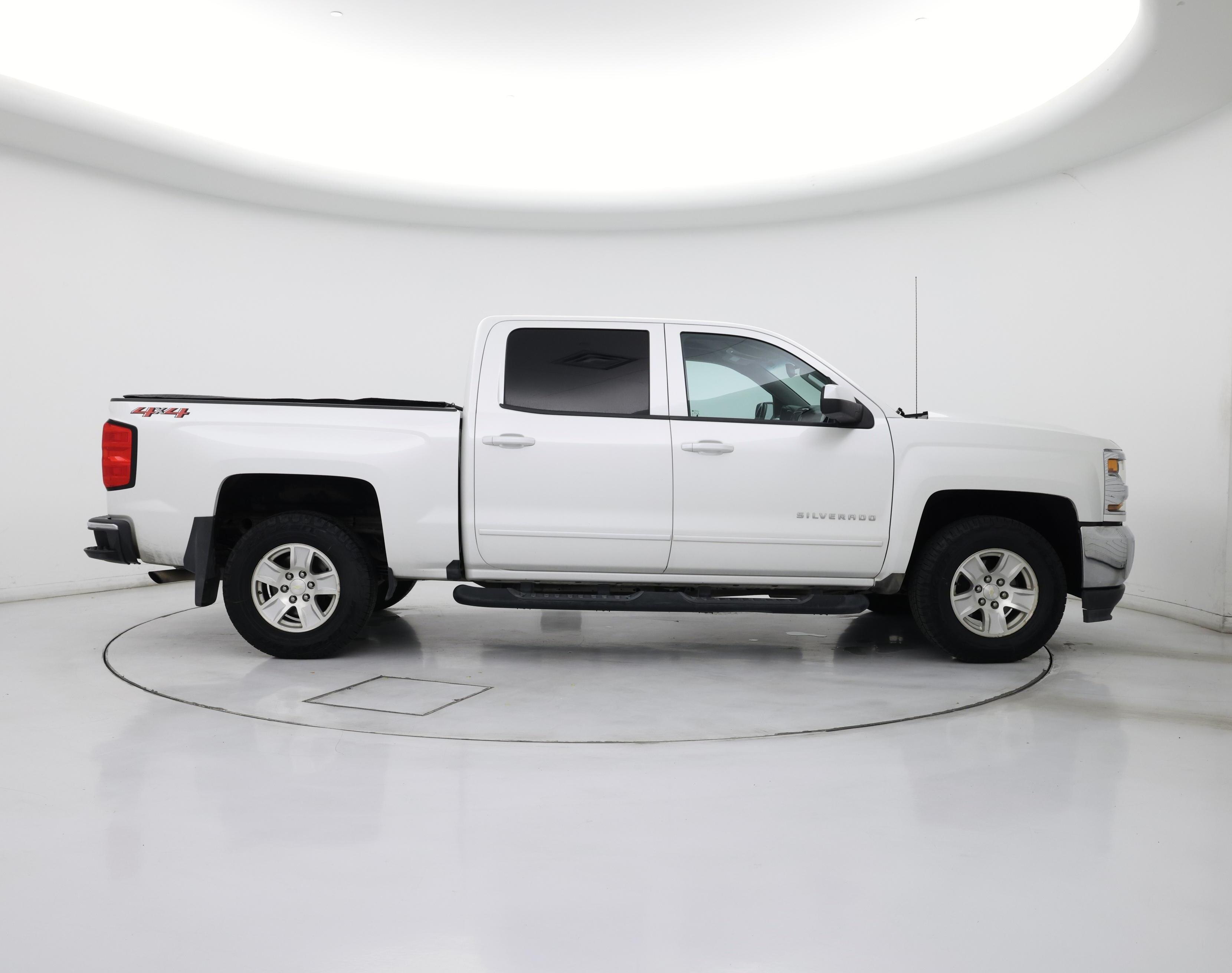 Thumbnail: 2018 Chevrolet Silverado 1500 - 7