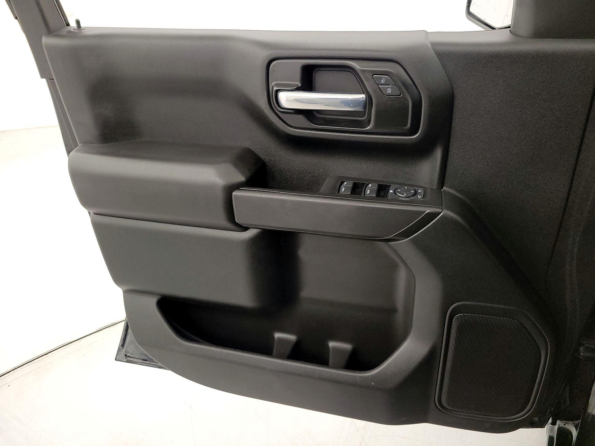 Thumbnail: 2021 Chevrolet Silverado 1500 - 12