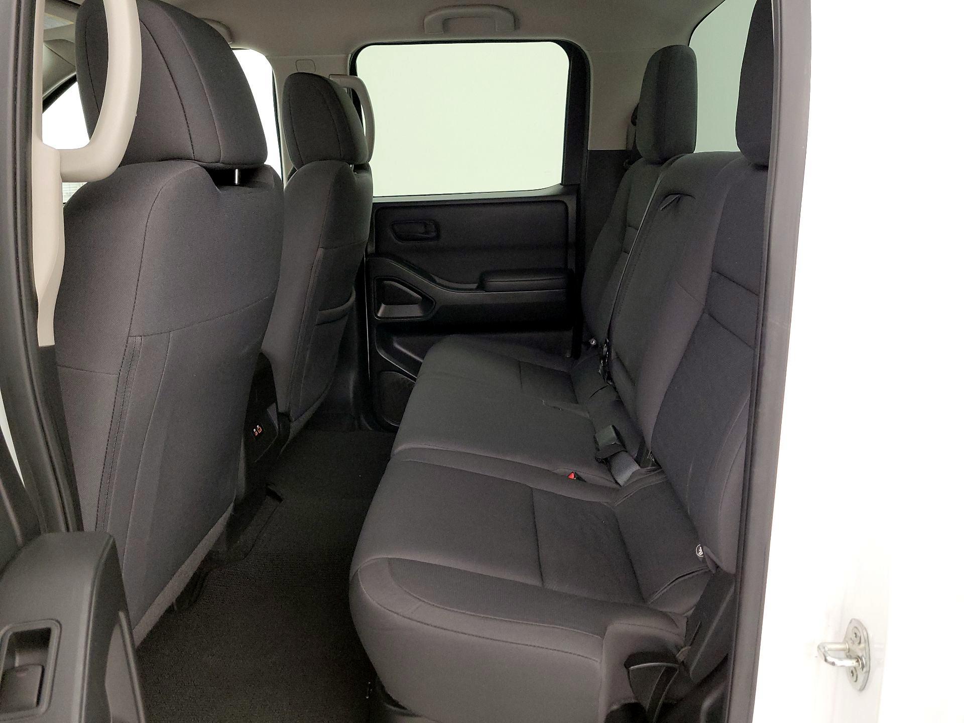 Thumbnail: 2022 Nissan Frontier - 19