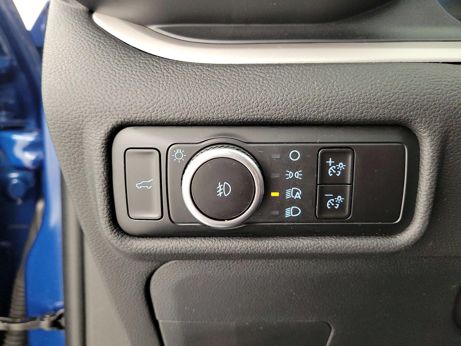 Thumbnail: 2023 Ford Explorer - 13