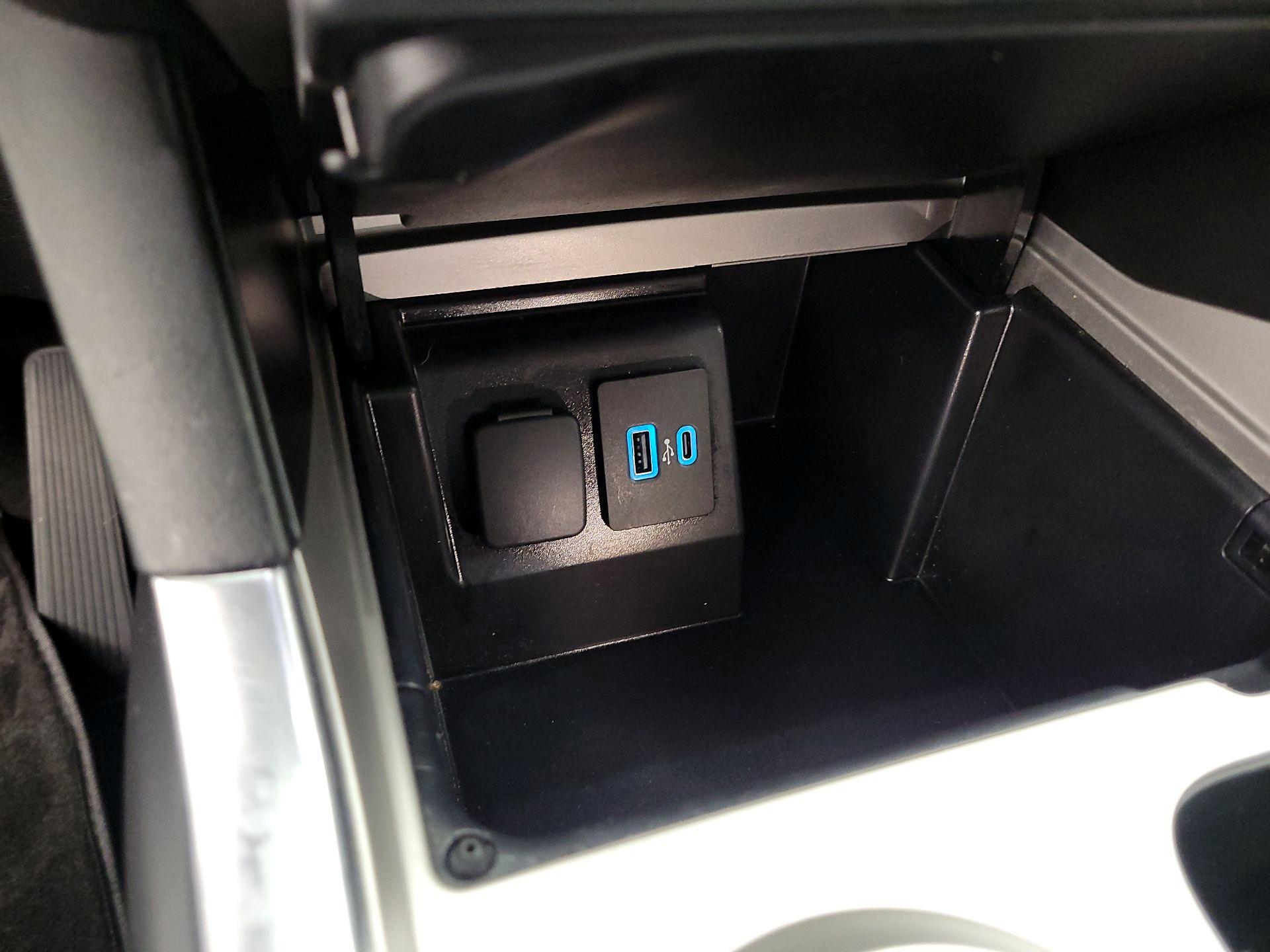 Thumbnail: 2023 Ford Explorer - 18