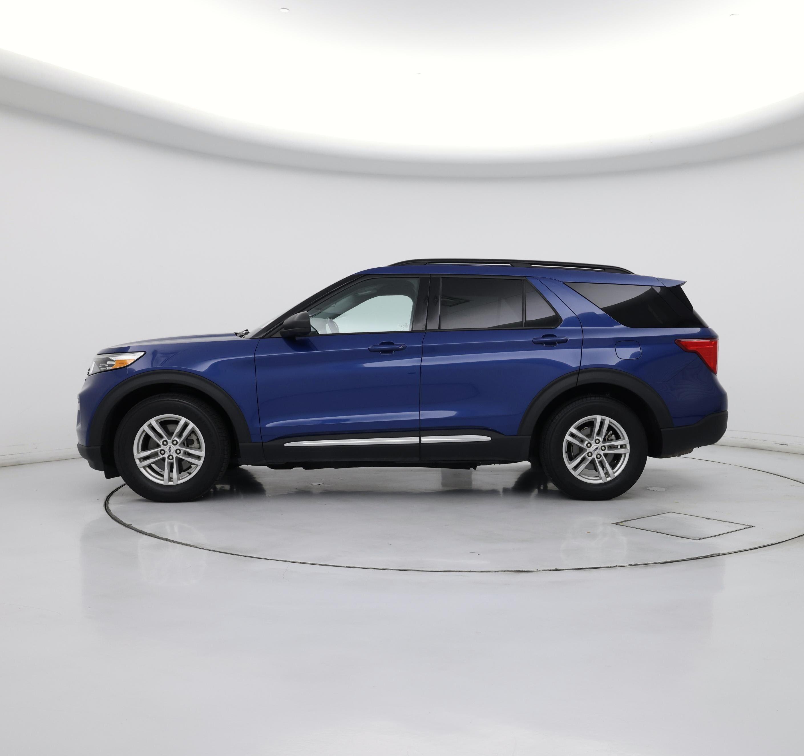 Thumbnail: 2023 Ford Explorer - 3