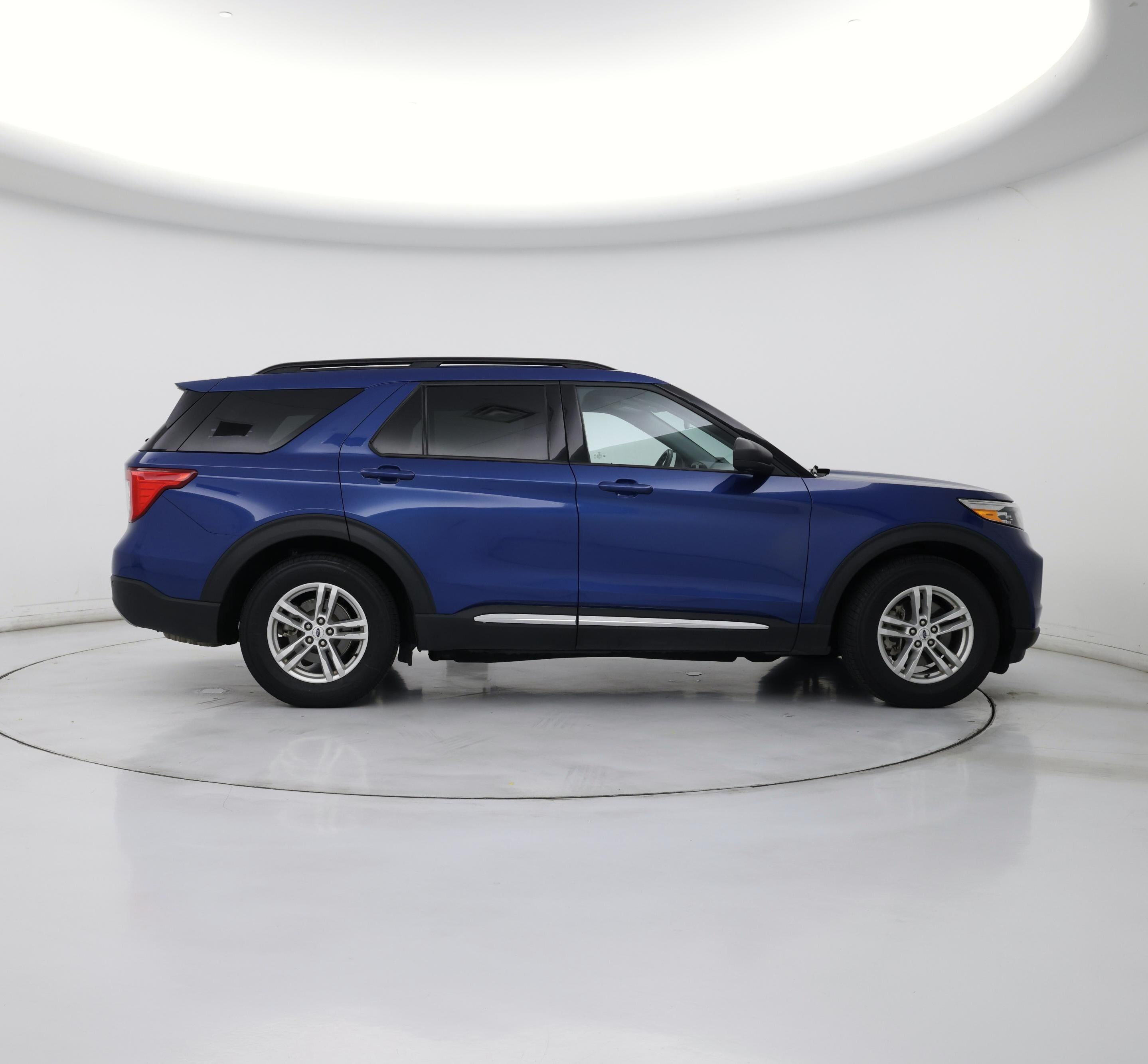 Thumbnail: 2023 Ford Explorer - 7