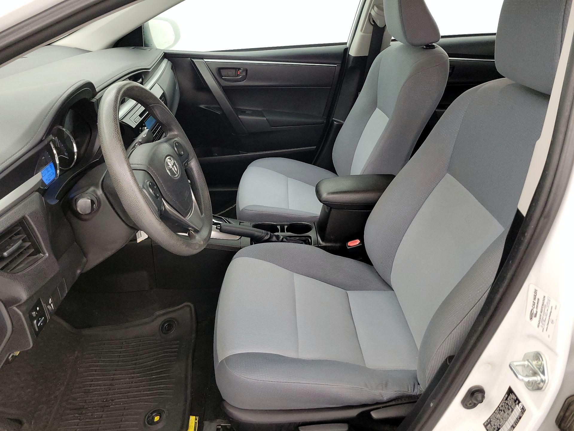 Thumbnail: 2015 Toyota Corolla - 11