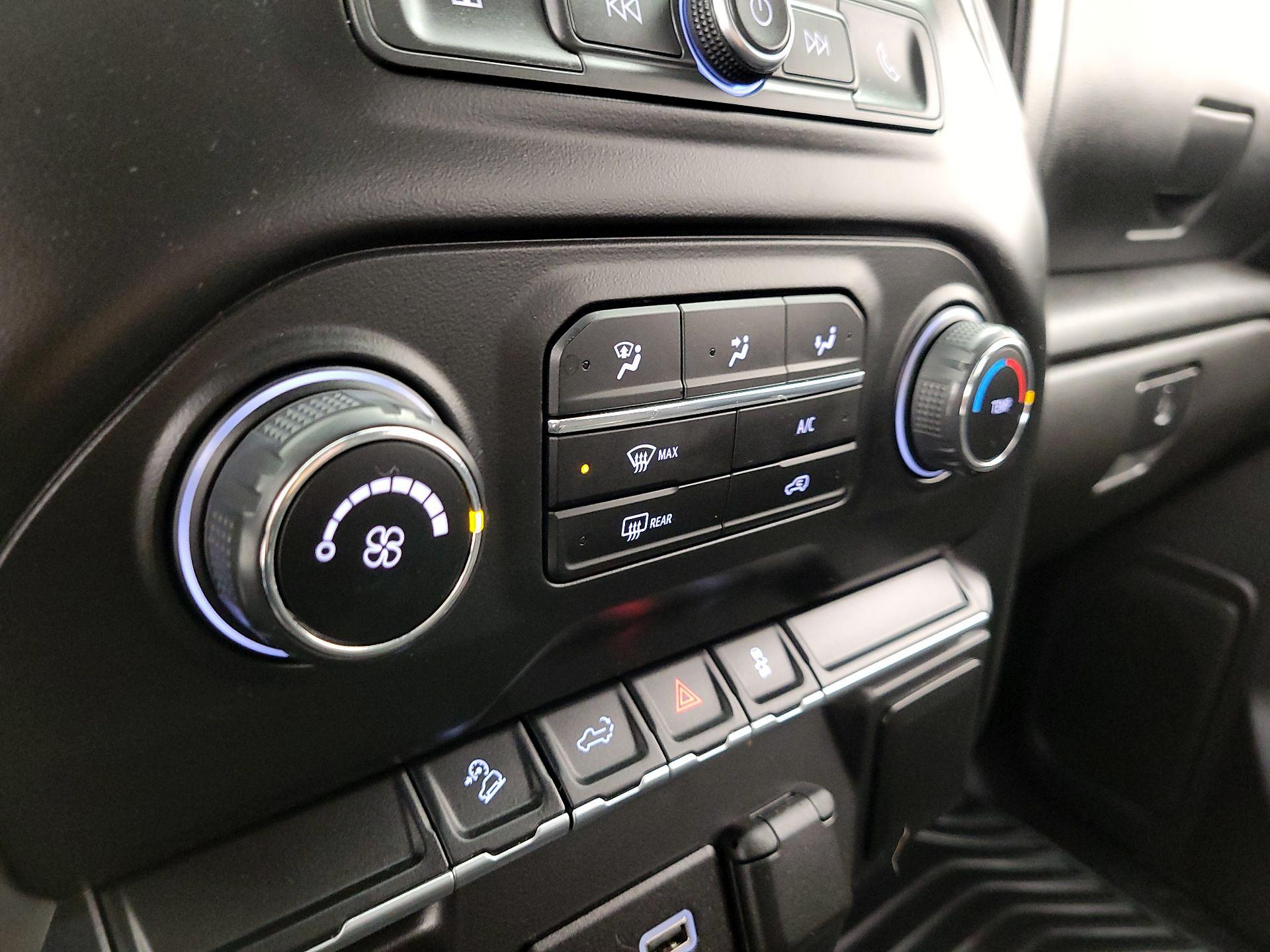 Thumbnail: 2021 Chevrolet Silverado 1500 - 16