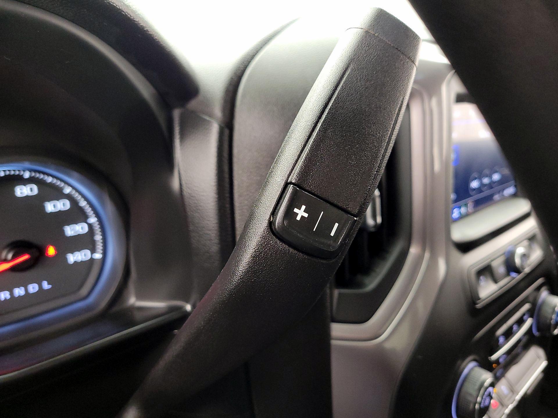 Thumbnail: 2021 Chevrolet Silverado 1500 - 17