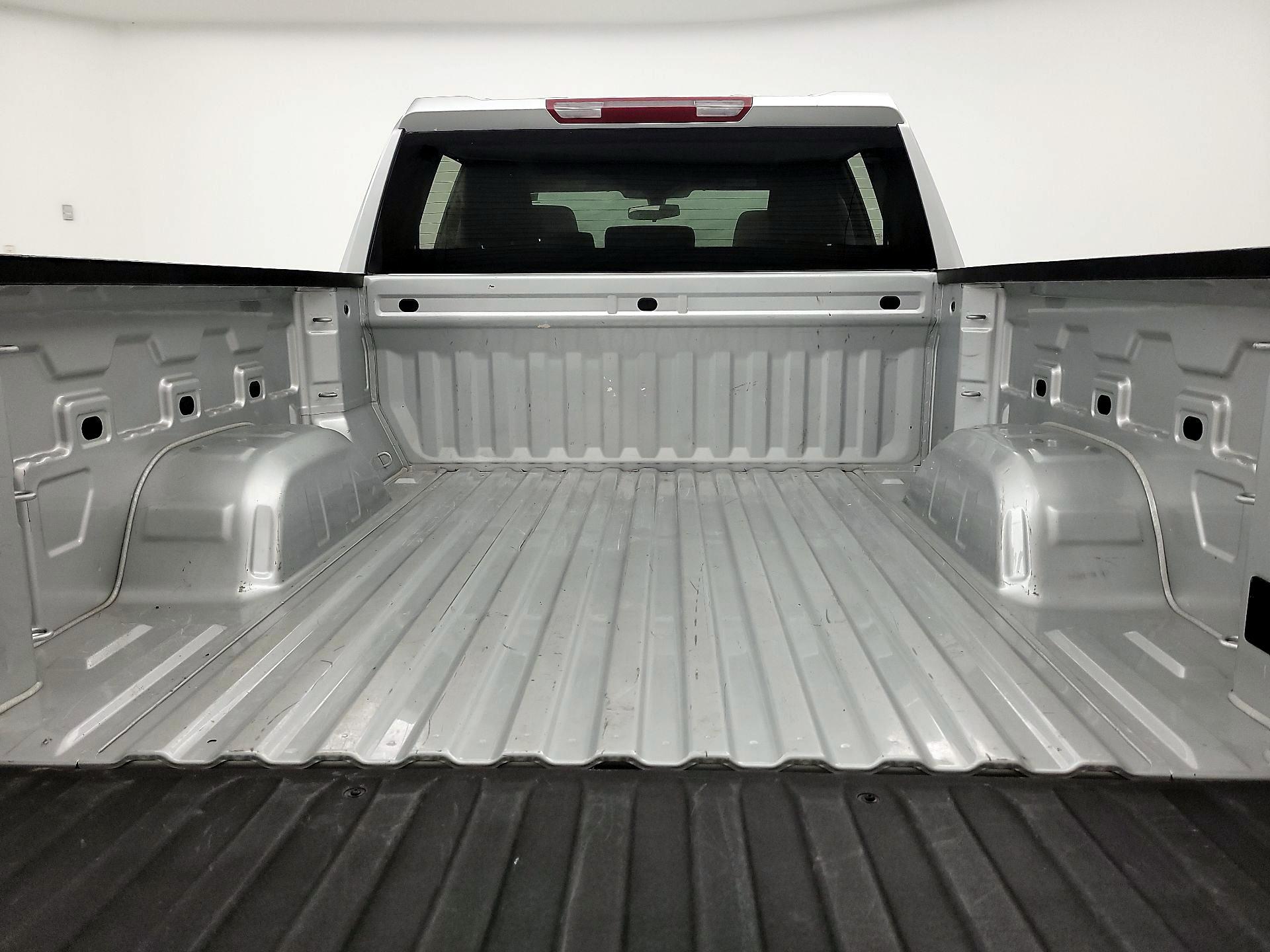 Thumbnail: 2021 Chevrolet Silverado 1500 - 20