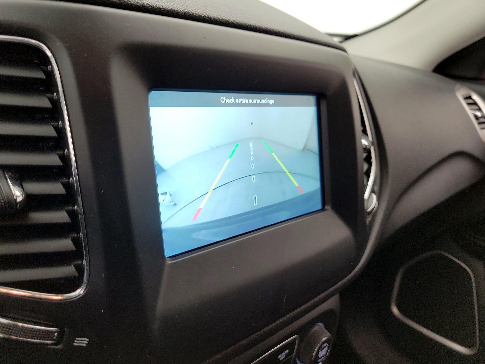 Thumbnail: 2020 Jeep Compass - 14