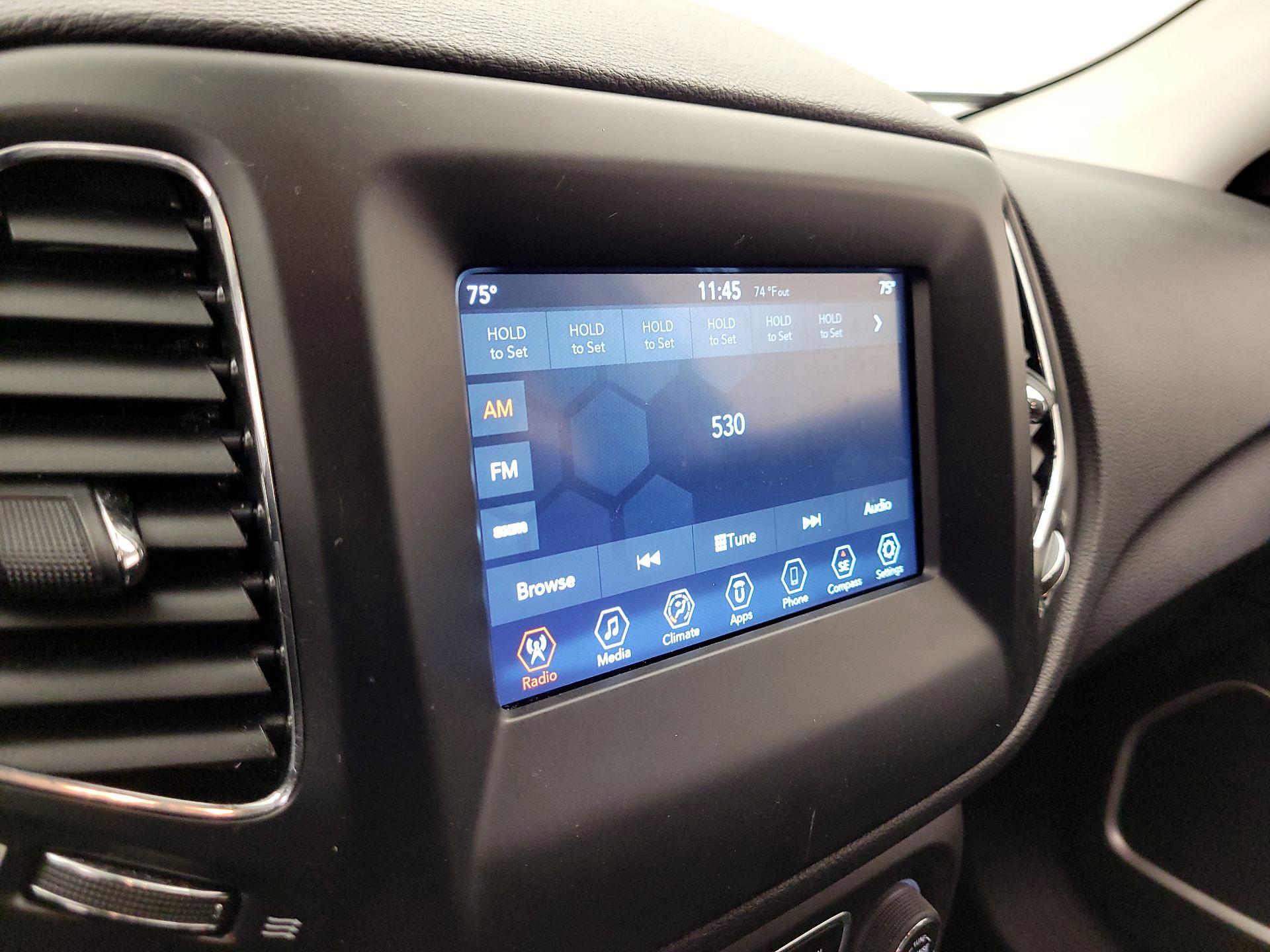 Thumbnail: 2020 Jeep Compass - 15