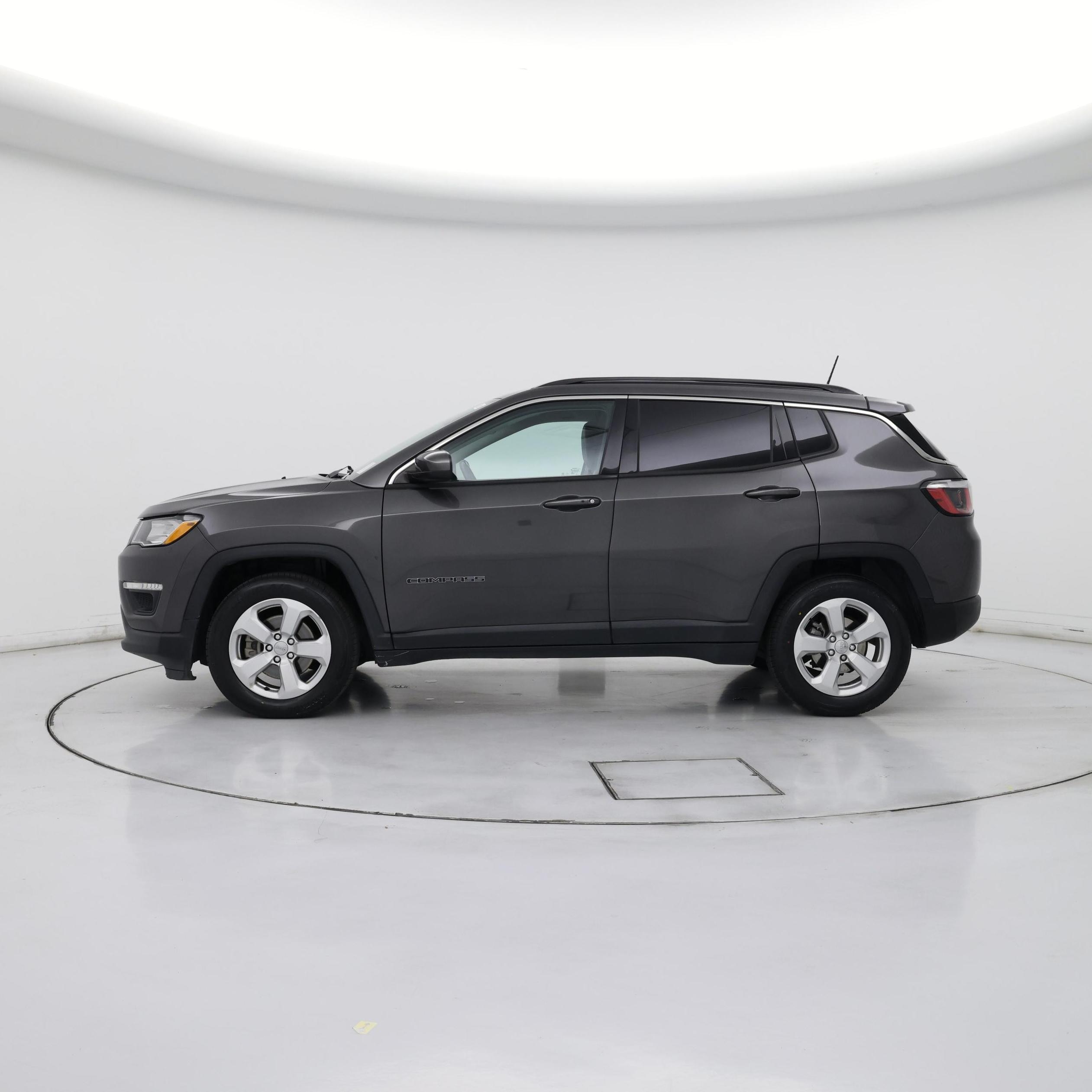 Thumbnail: 2020 Jeep Compass - 3