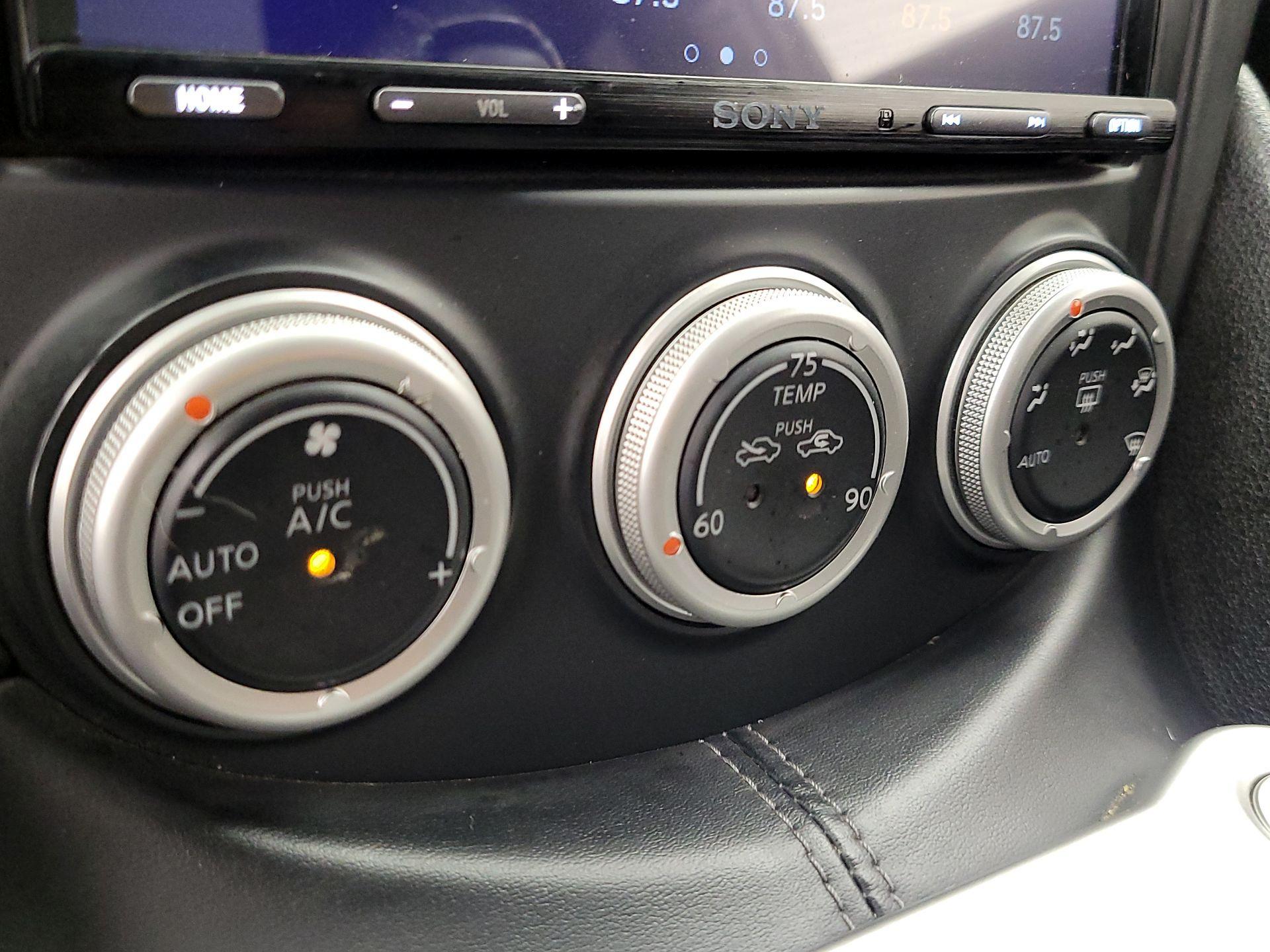 Thumbnail: 2015 Nissan Z - 14