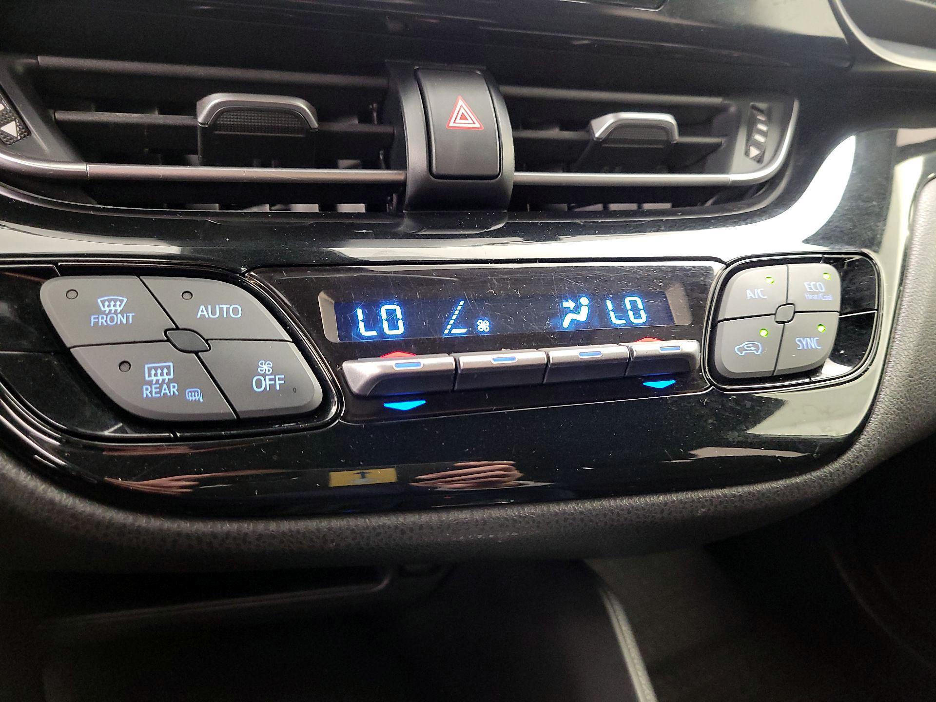 Thumbnail: 2019 Toyota C-HR - 16