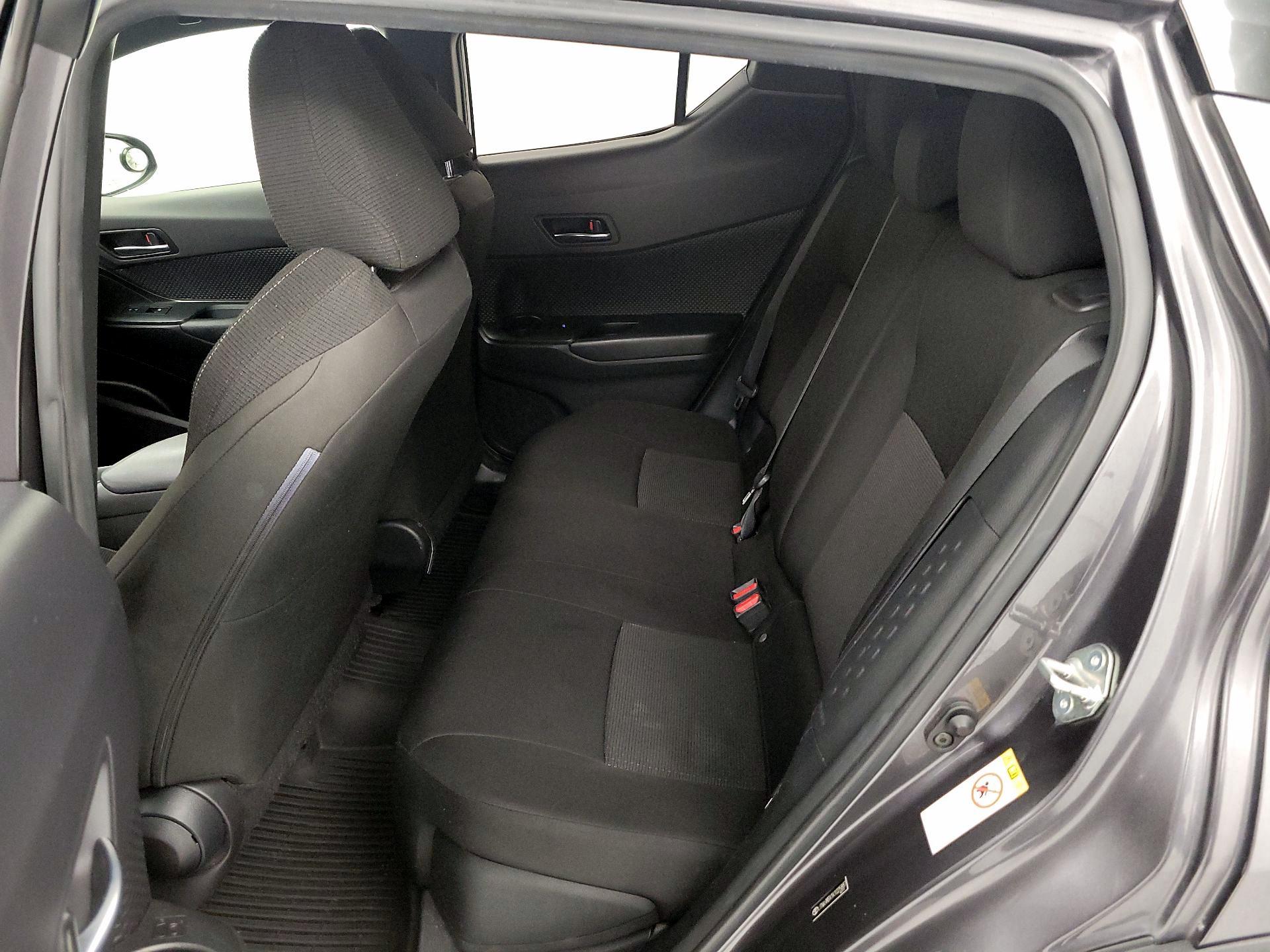 Thumbnail: 2019 Toyota C-HR - 19