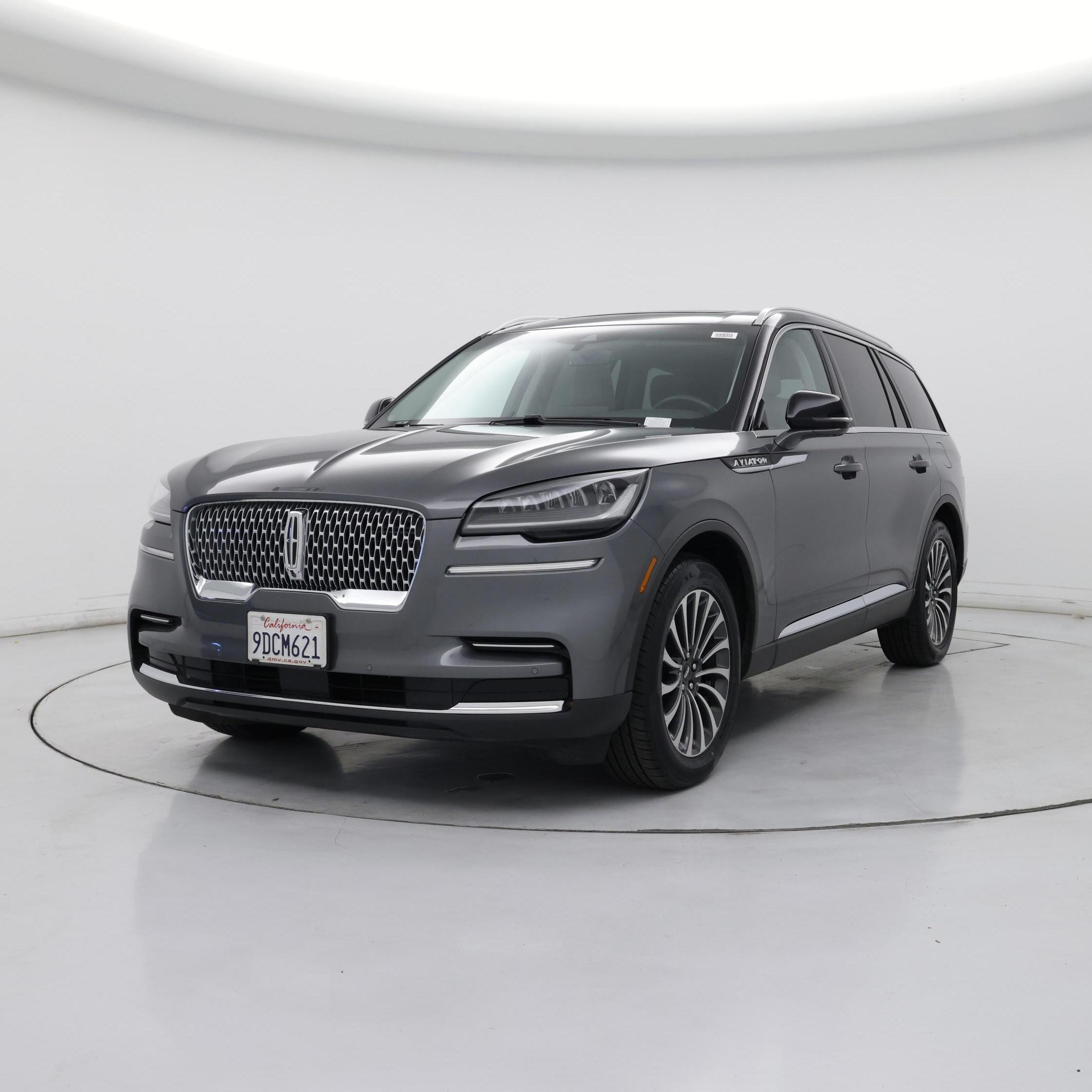 Thumbnail: 2023 Lincoln Aviator - 4