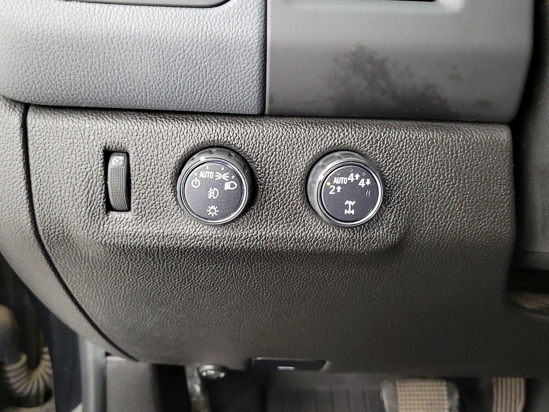 Thumbnail: 2019 Chevrolet Colorado - 13