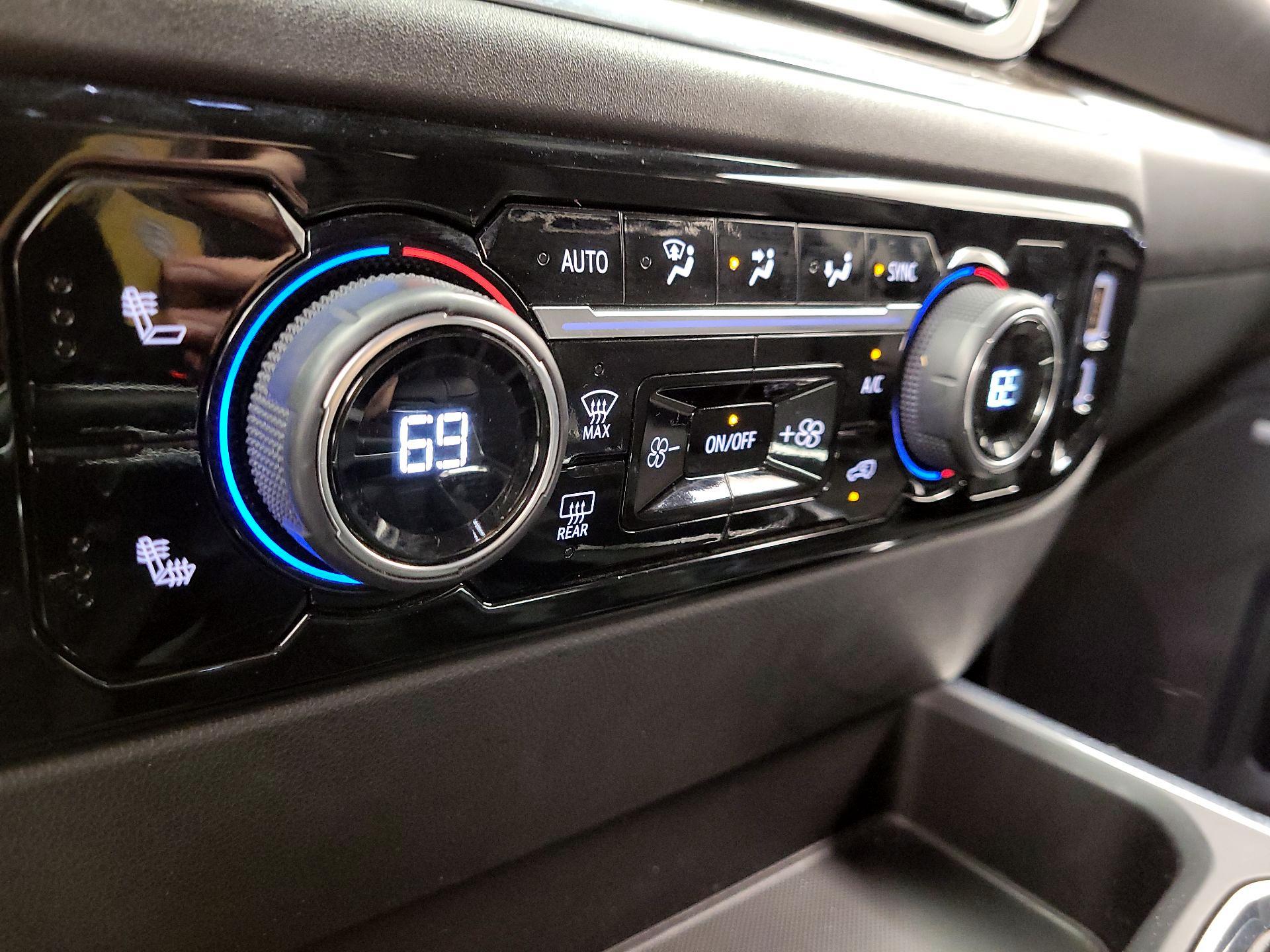 Thumbnail: 2024 Chevrolet Silverado 1500 - 16