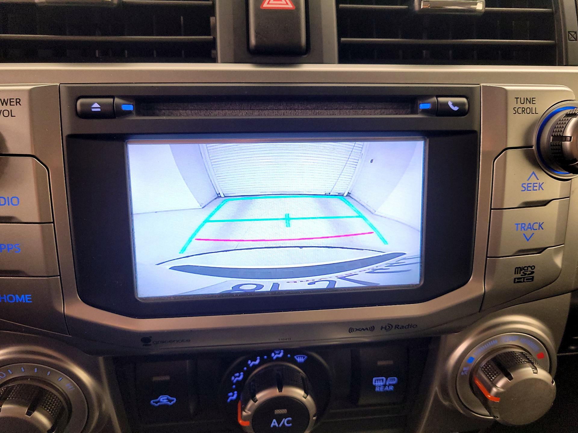 Thumbnail: 2019 Toyota 4Runner - 15