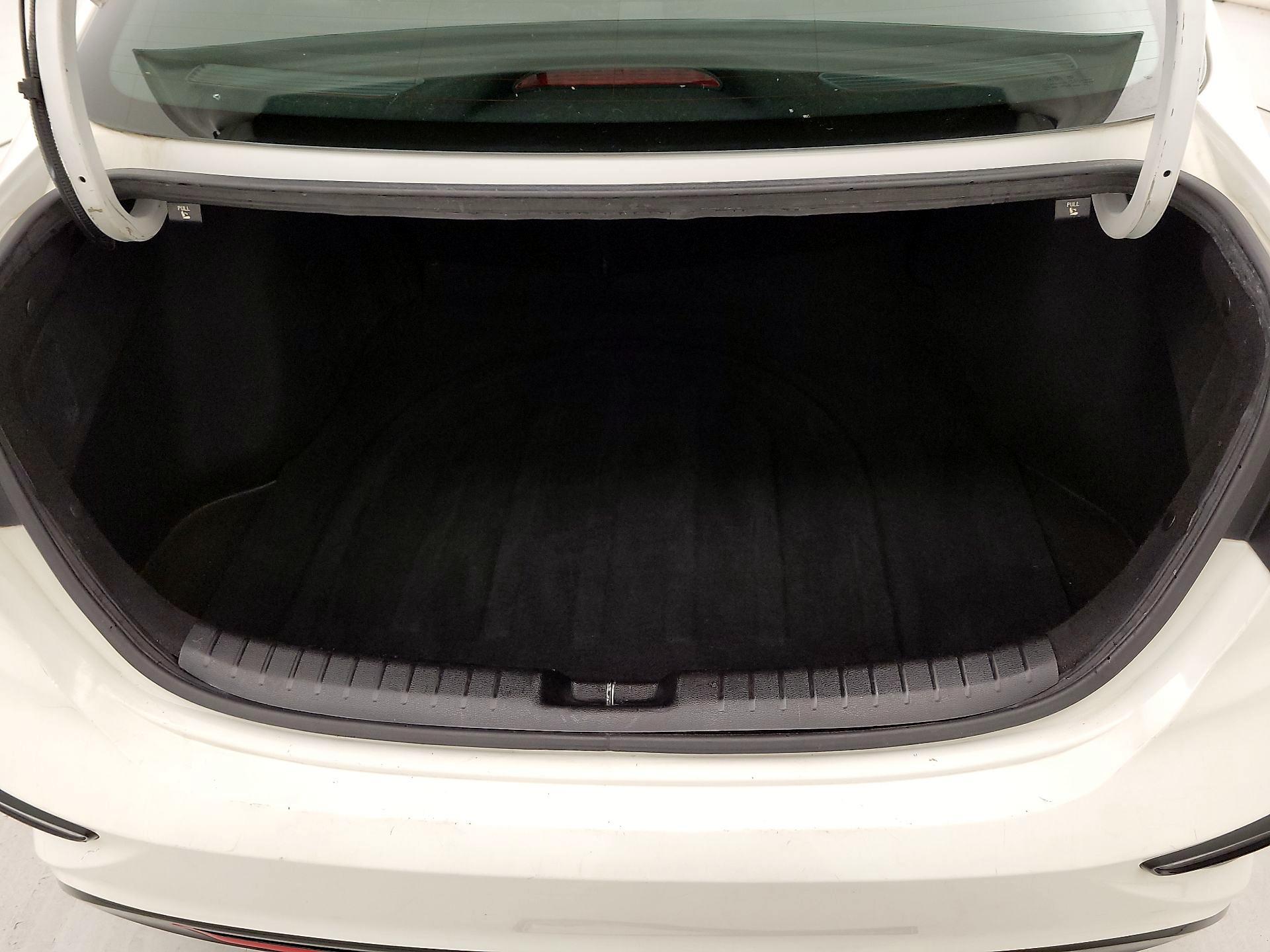 Thumbnail: 2020 Kia Forte - 20