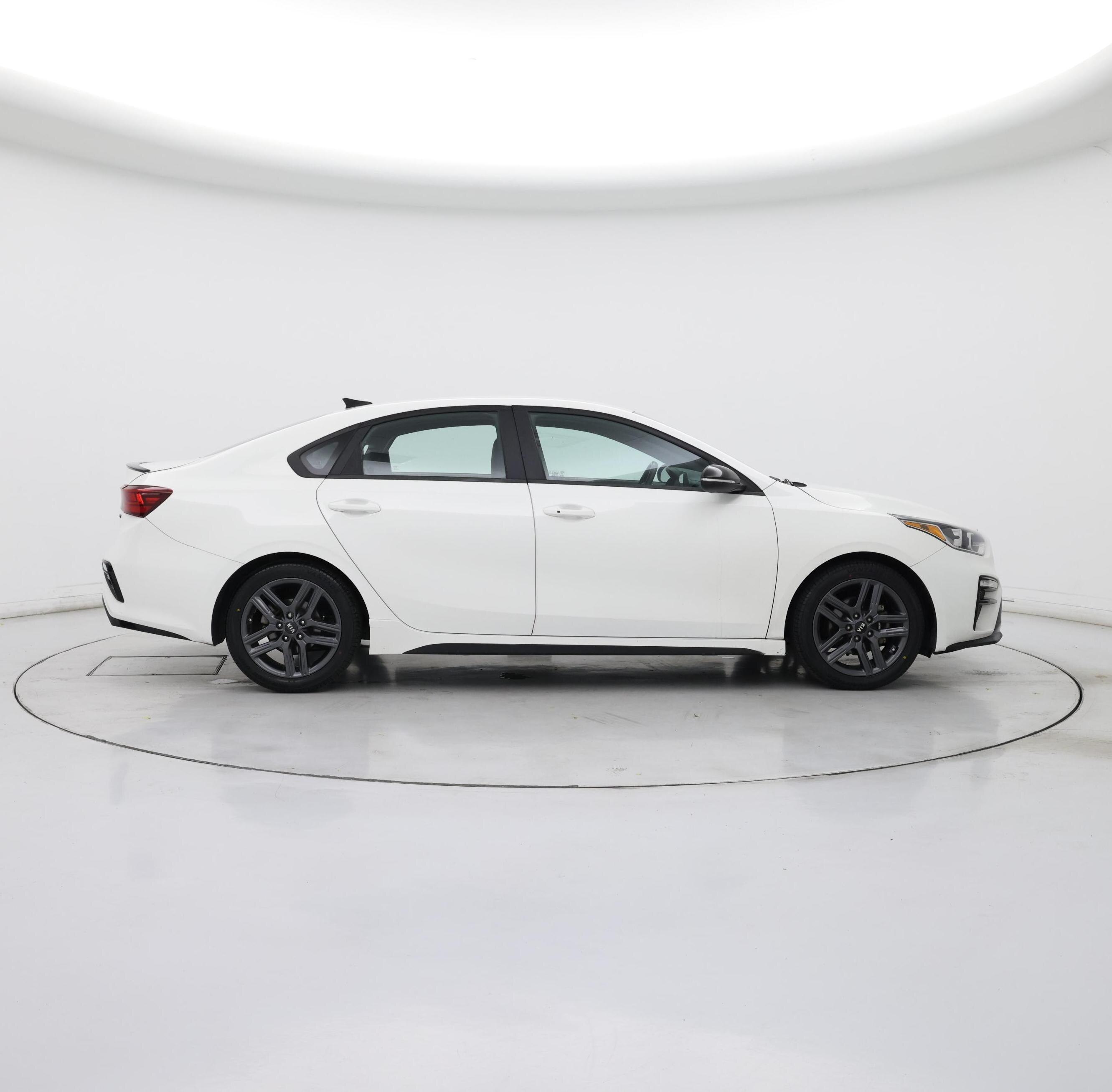 Thumbnail: 2020 Kia Forte - 7