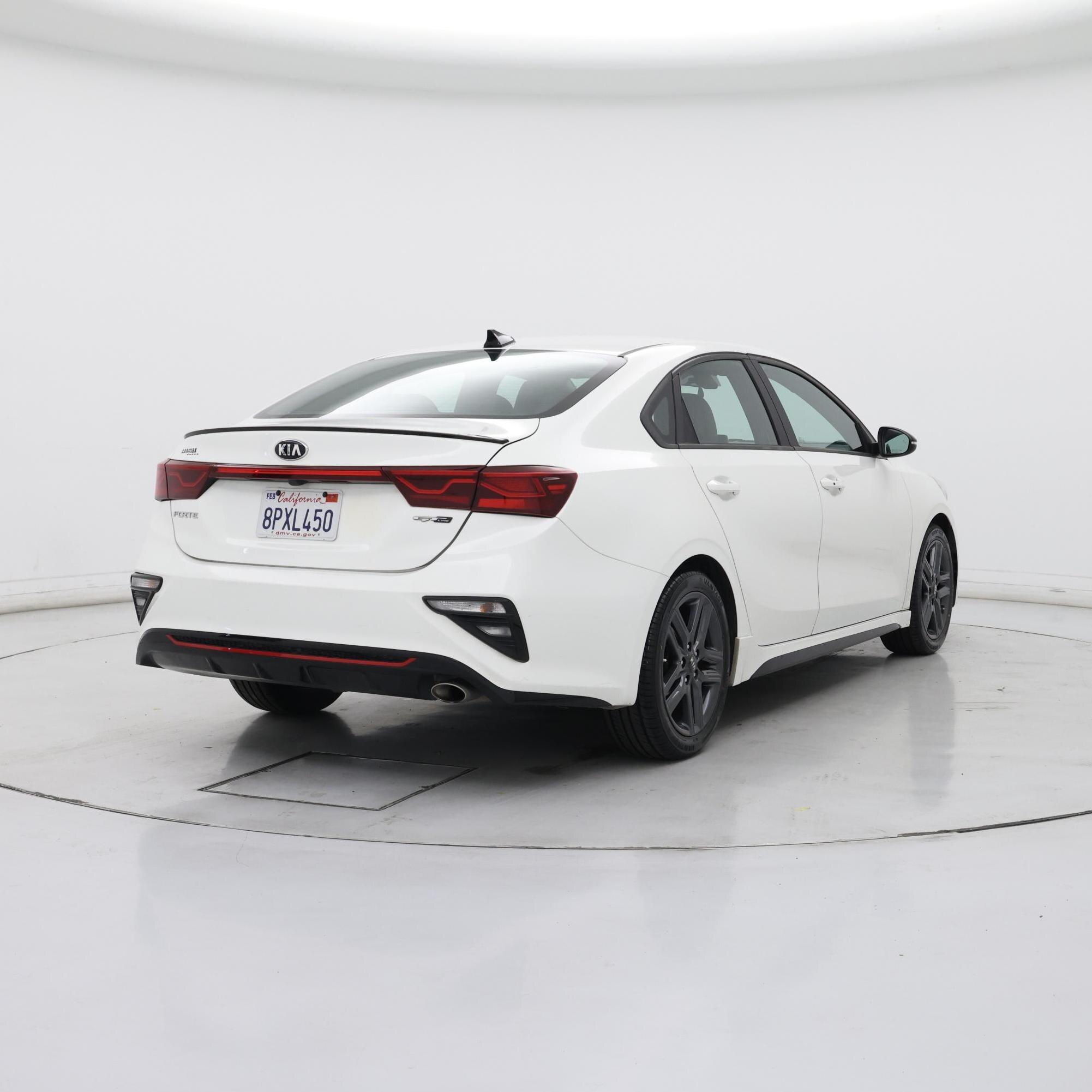 Thumbnail: 2020 Kia Forte - 8