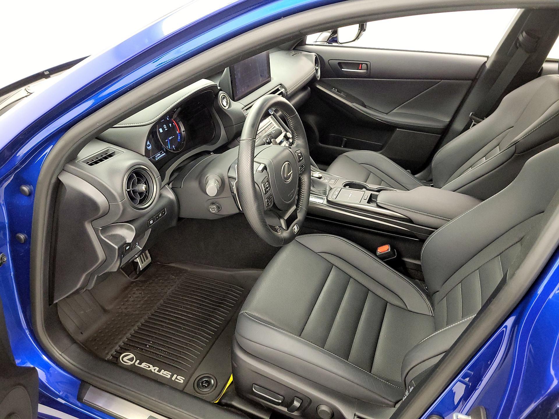 Thumbnail: 2024 Lexus IS - 11