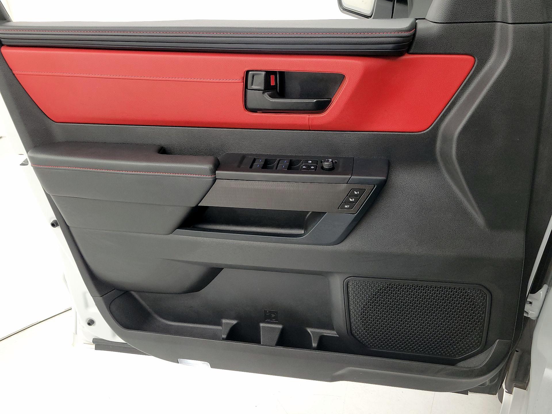 Thumbnail: 2024 Toyota Tundra - 12