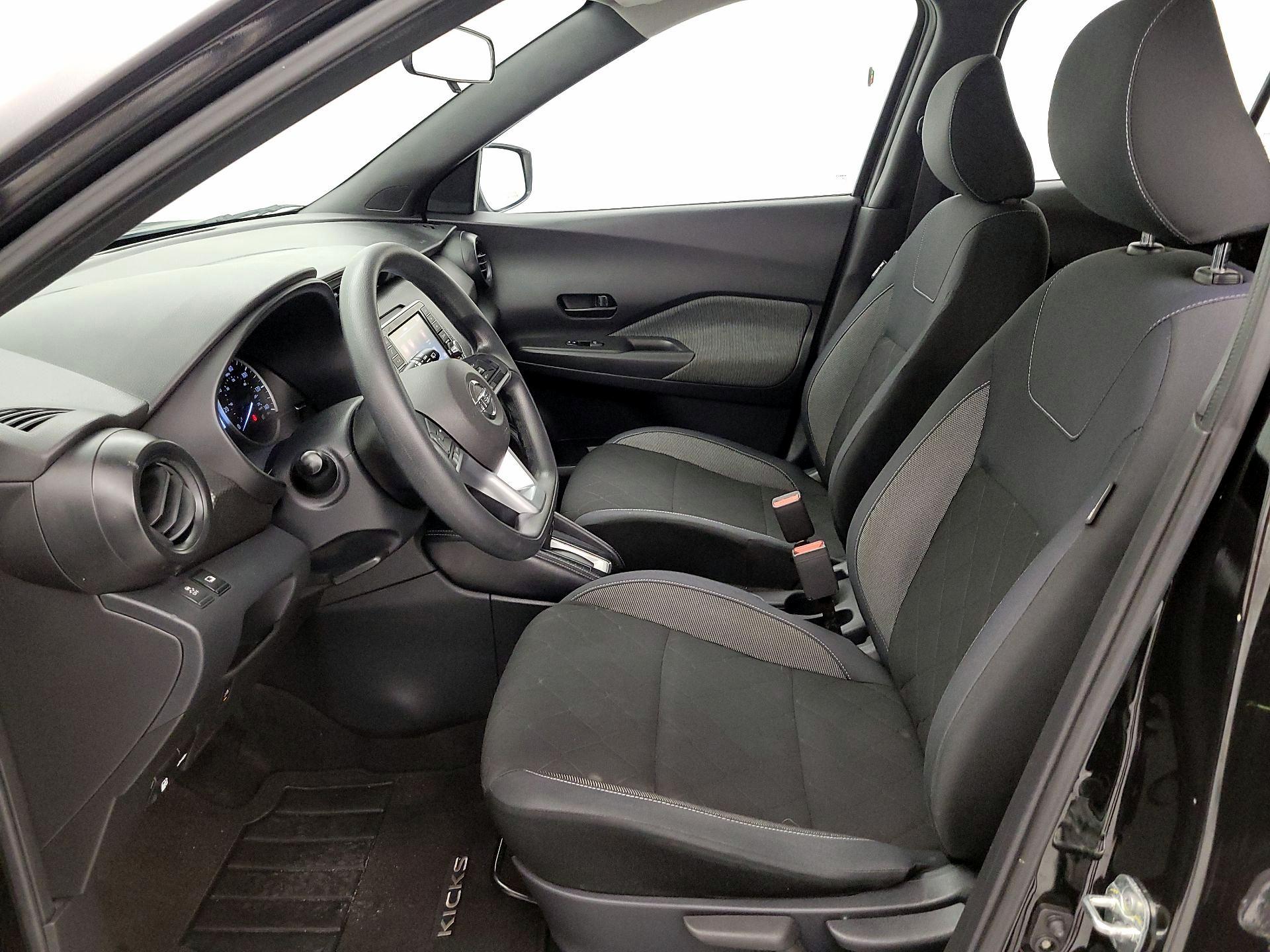 Thumbnail: 2019 Nissan Kicks - 11