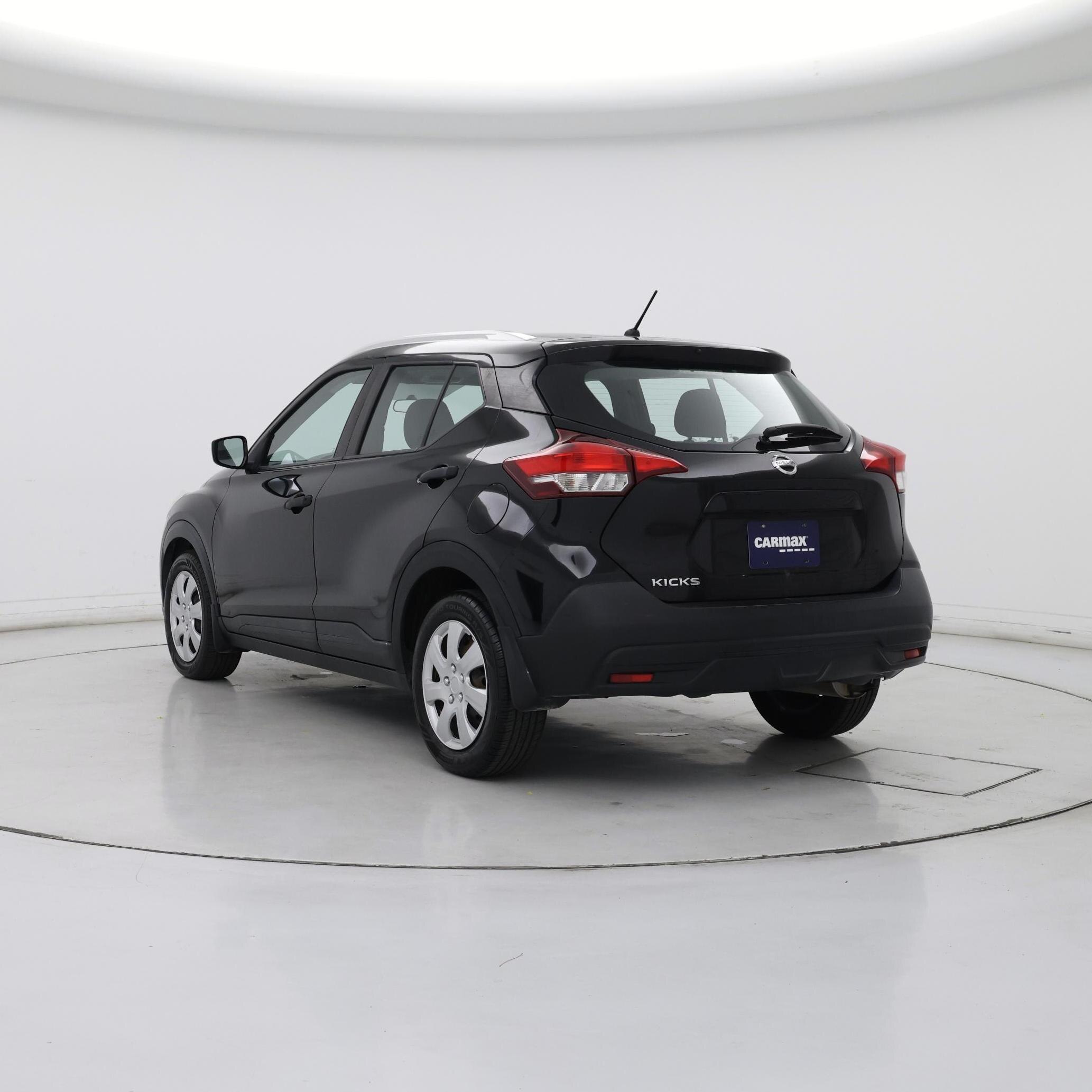 Thumbnail: 2019 Nissan Kicks - 2