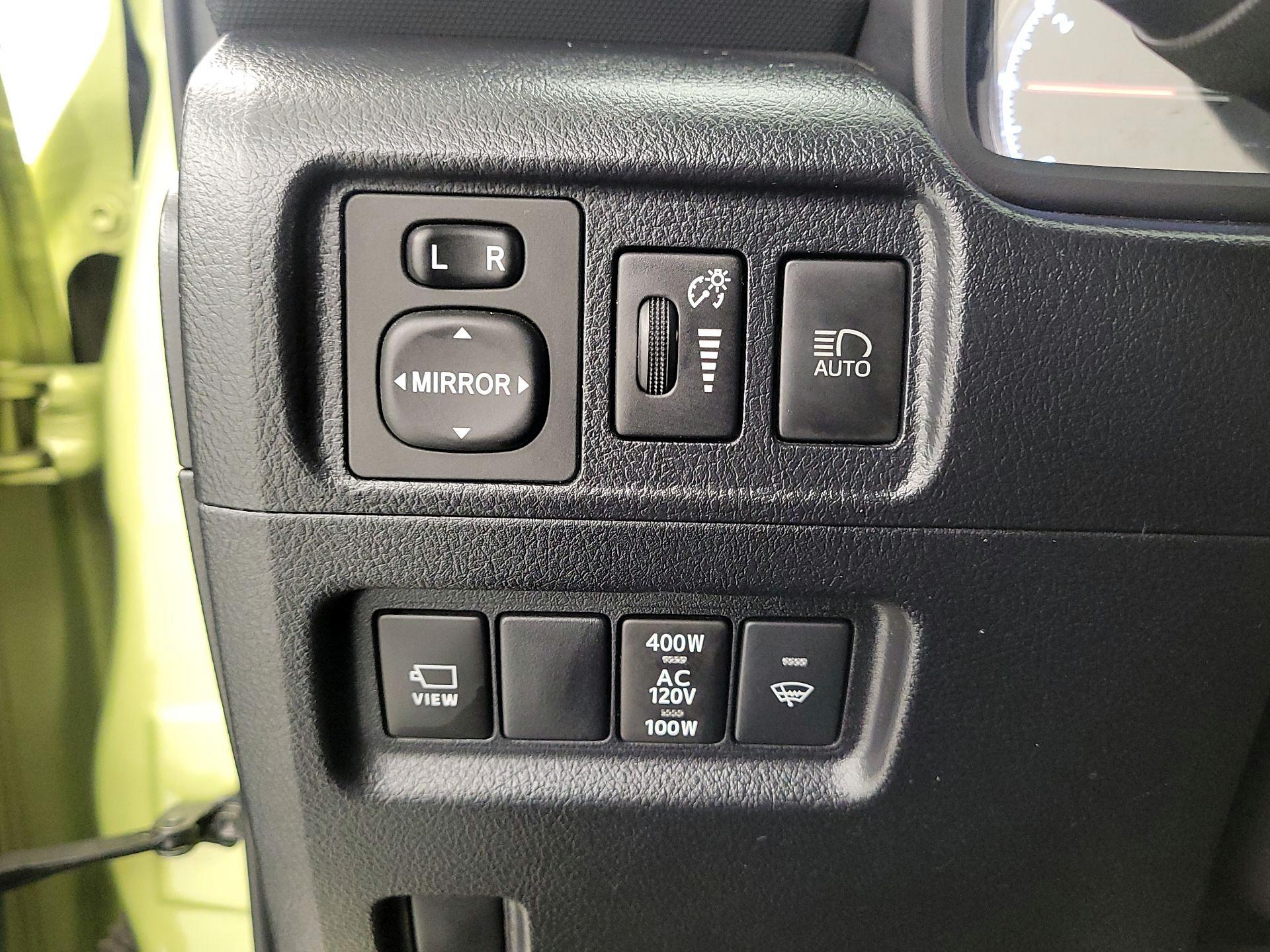 Thumbnail: 2022 Toyota 4Runner - 13