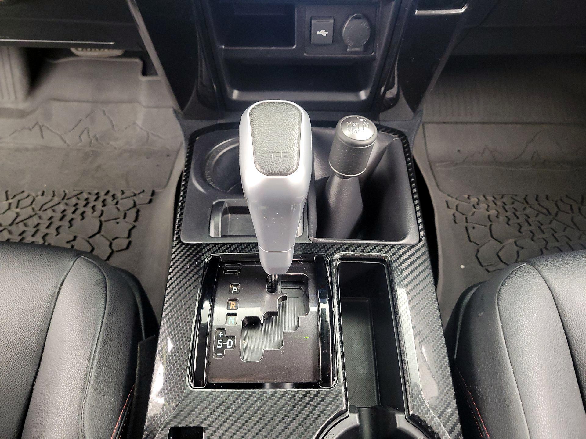 Thumbnail: 2022 Toyota 4Runner - 18