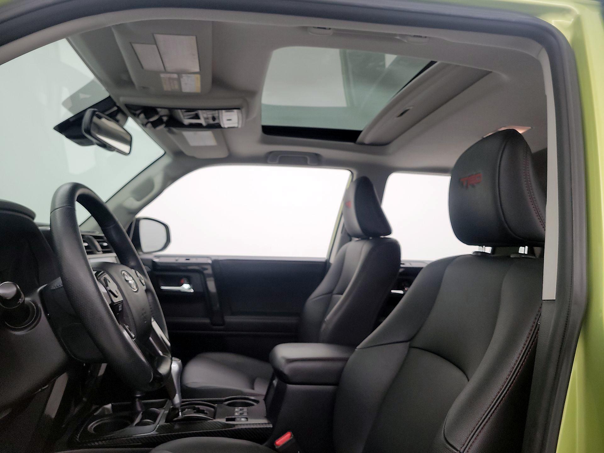 Thumbnail: 2022 Toyota 4Runner - 20