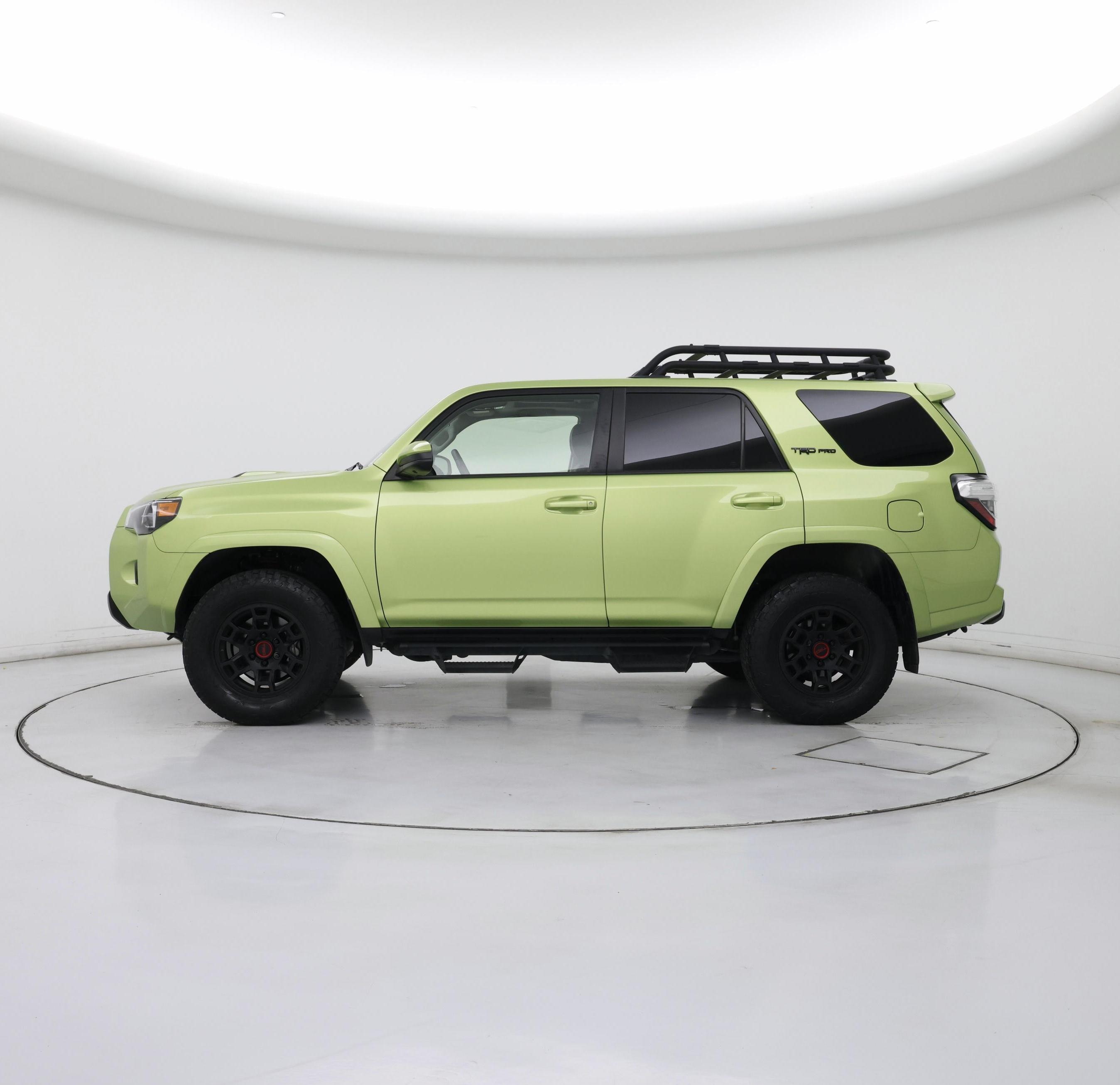 Thumbnail: 2022 Toyota 4Runner - 3