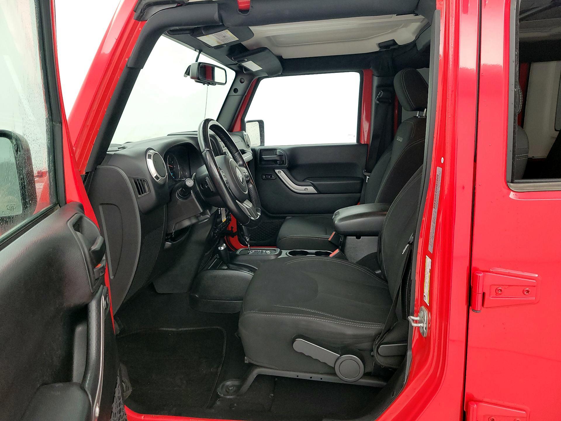 Thumbnail: 2018 Jeep Wrangler - 11