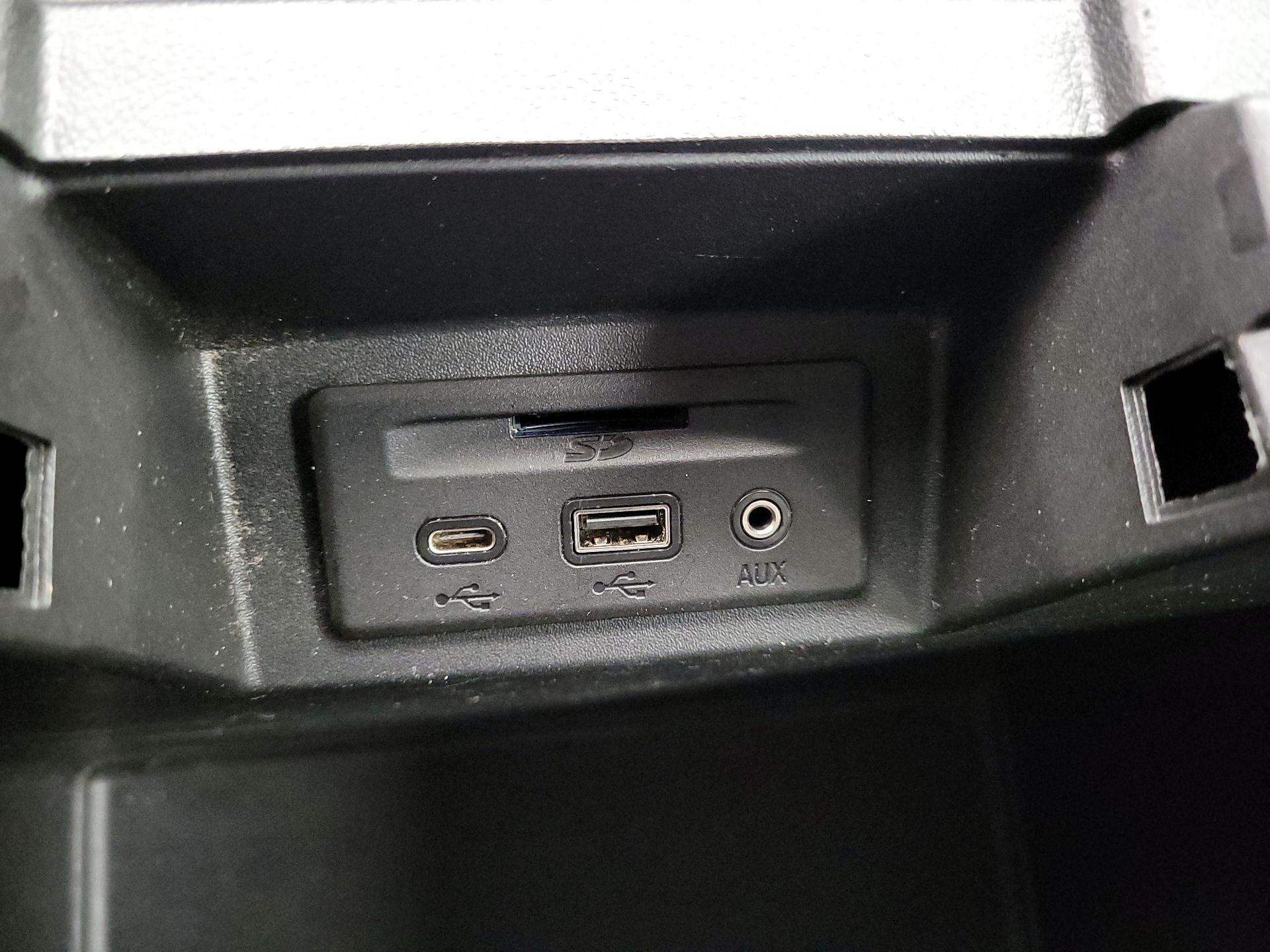 Thumbnail: 2021 Chevrolet Silverado 1500 - 18