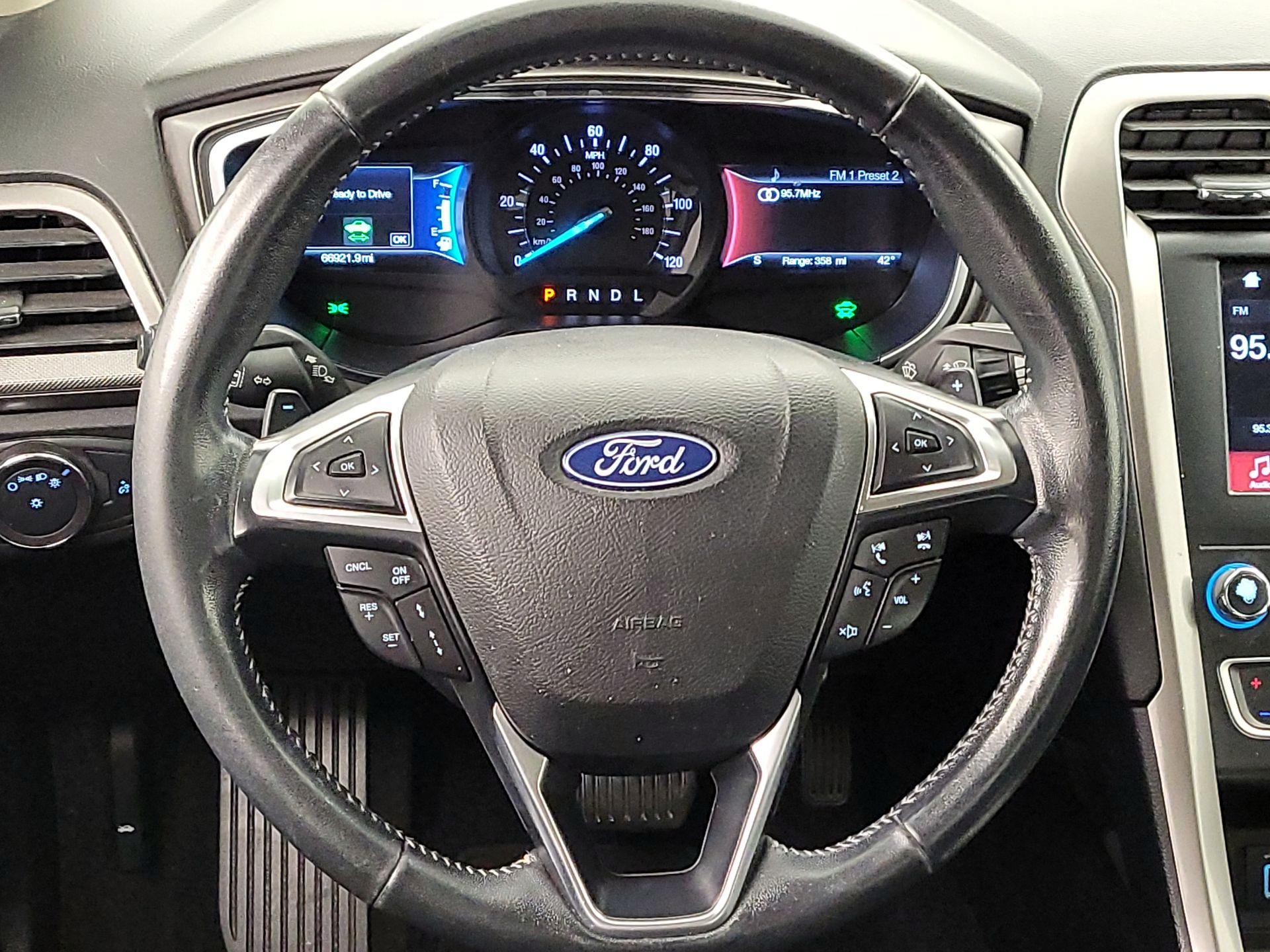 Thumbnail: 2019 Ford Fusion - 10