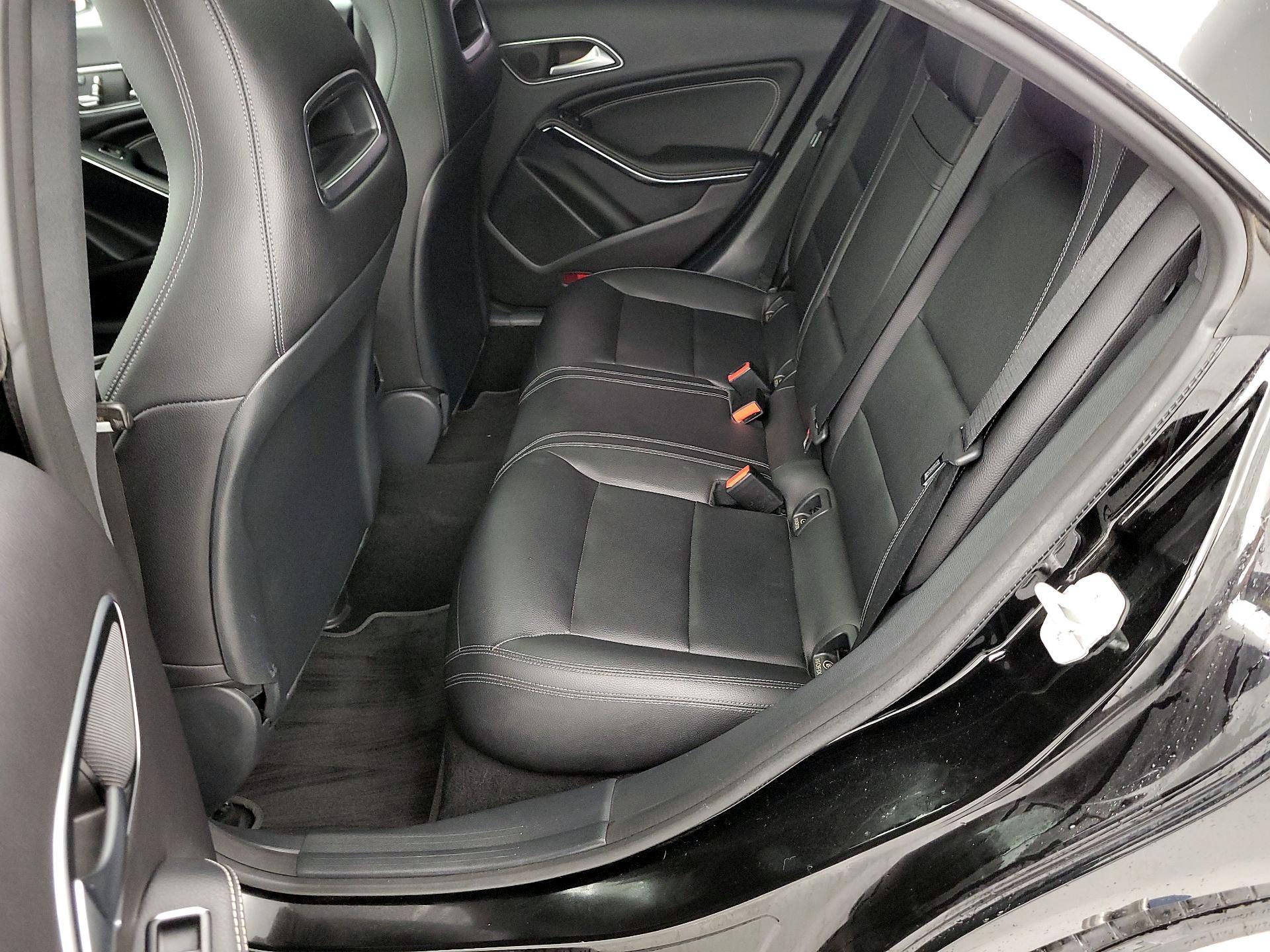 Thumbnail: 2018 Mercedes-Benz CLA - 20