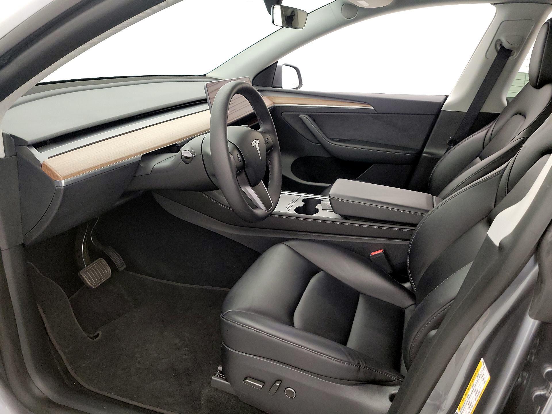 Thumbnail: 2025 Tesla Model Y - 11