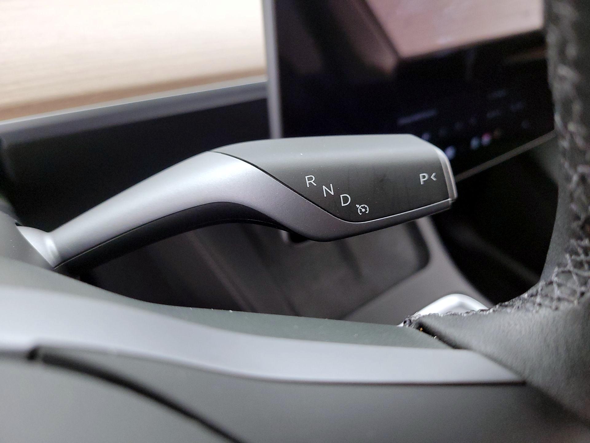 Thumbnail: 2025 Tesla Model Y - 17