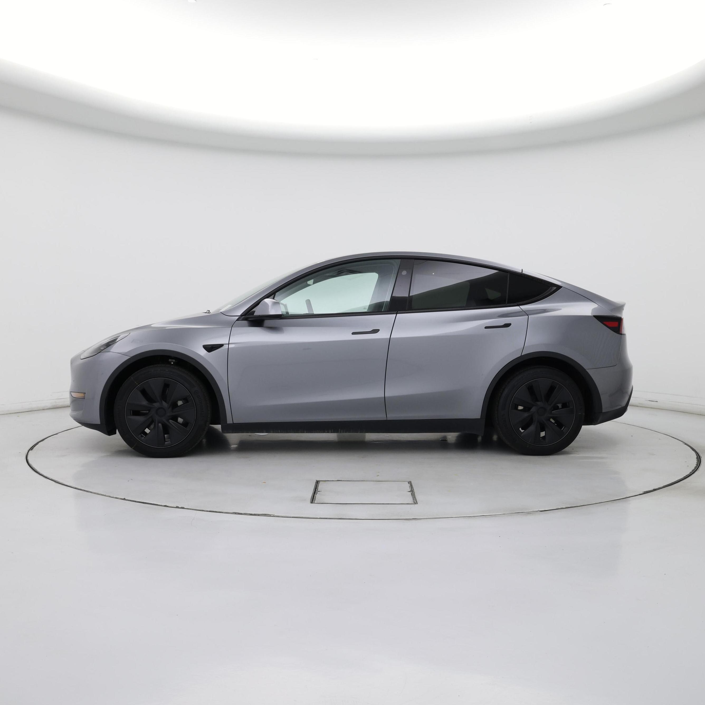Thumbnail: 2025 Tesla Model Y - 3