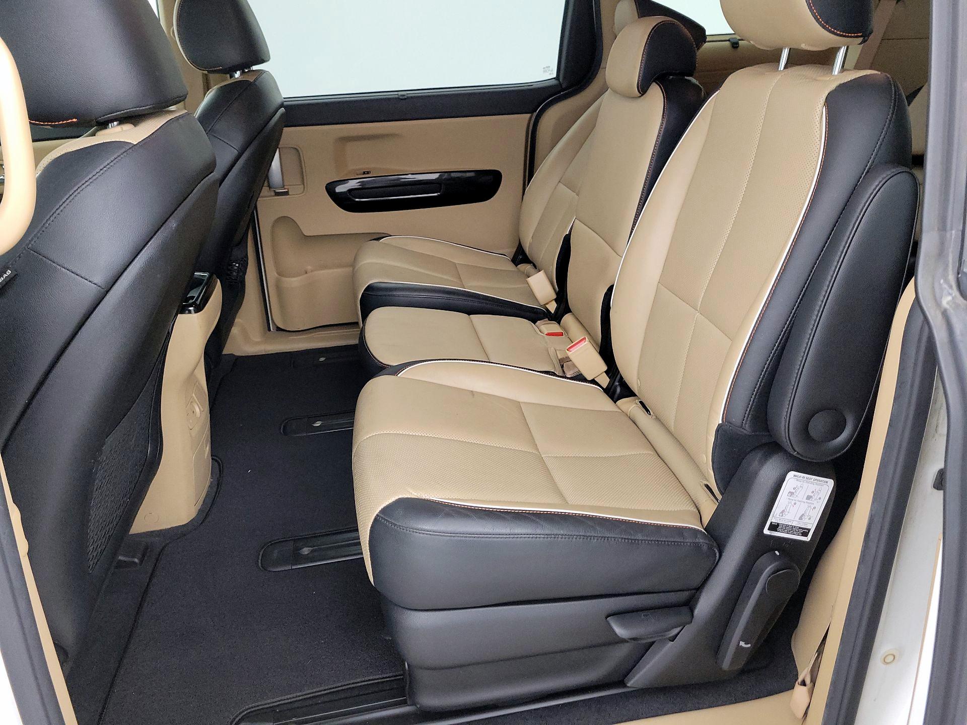 Thumbnail: 2016 Kia Sedona - 19