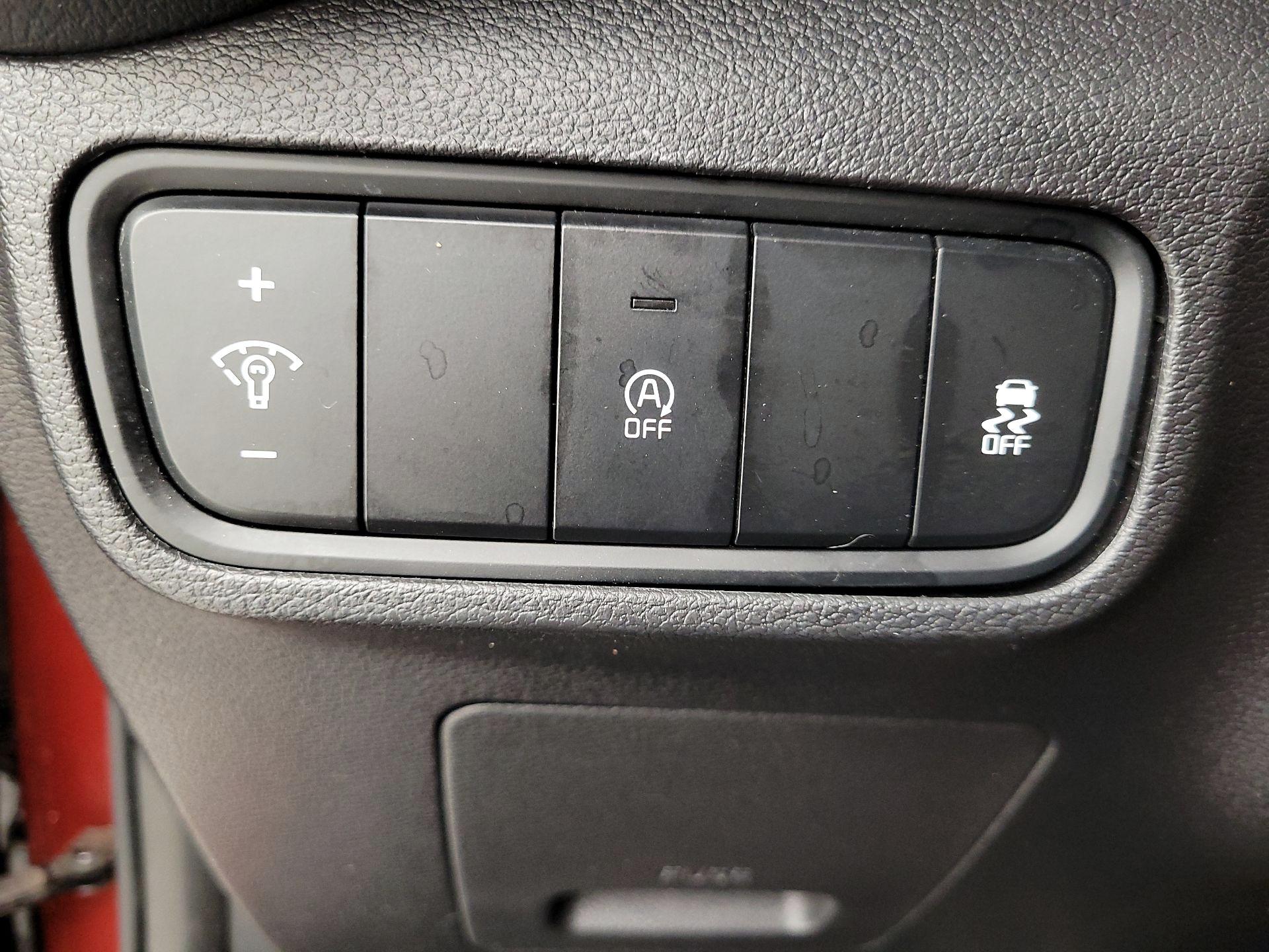 Thumbnail: 2020 Kia Soul - 13