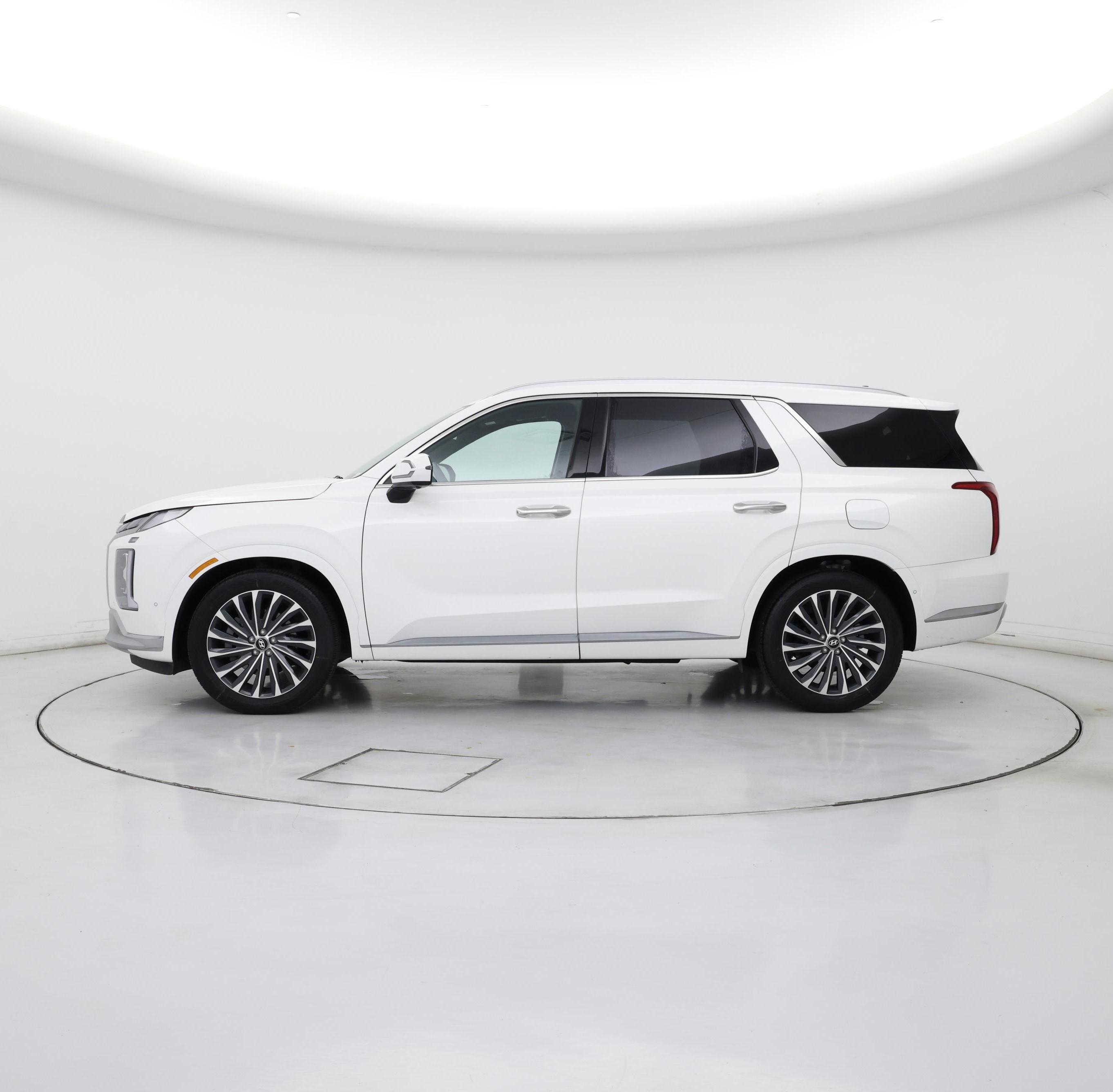 Thumbnail: 2023 Hyundai Palisade - 3