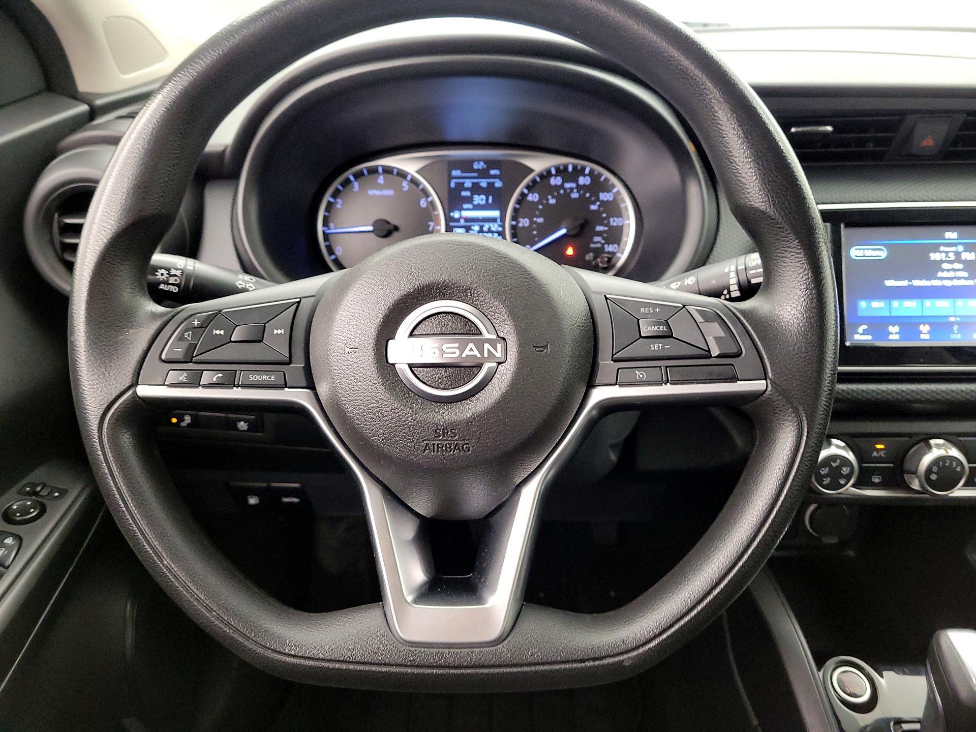 Thumbnail: 2022 Nissan Kicks - 10